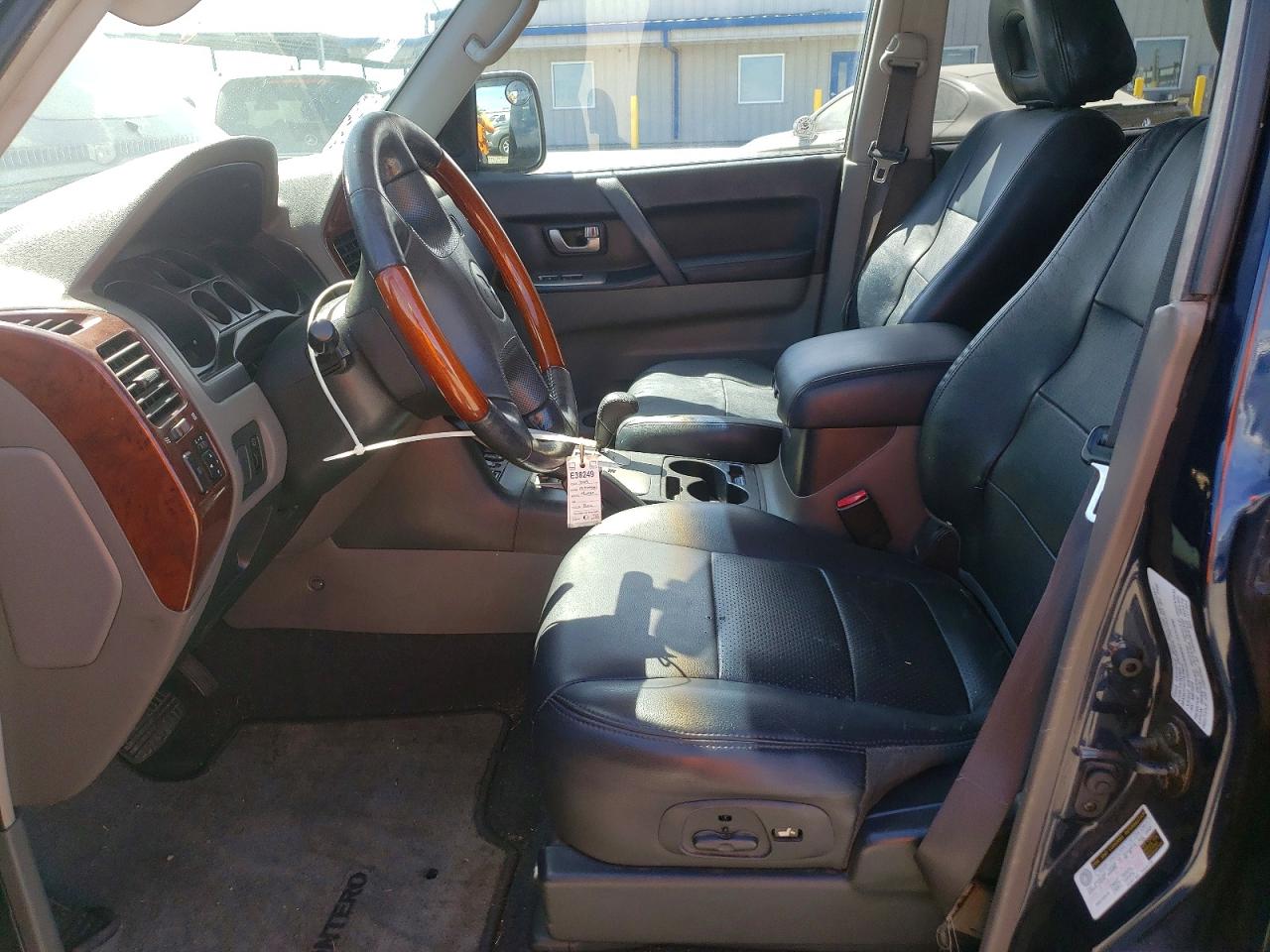 2004 Mitsubishi Montero Limited Blue vin: JA4MW51S64J010572