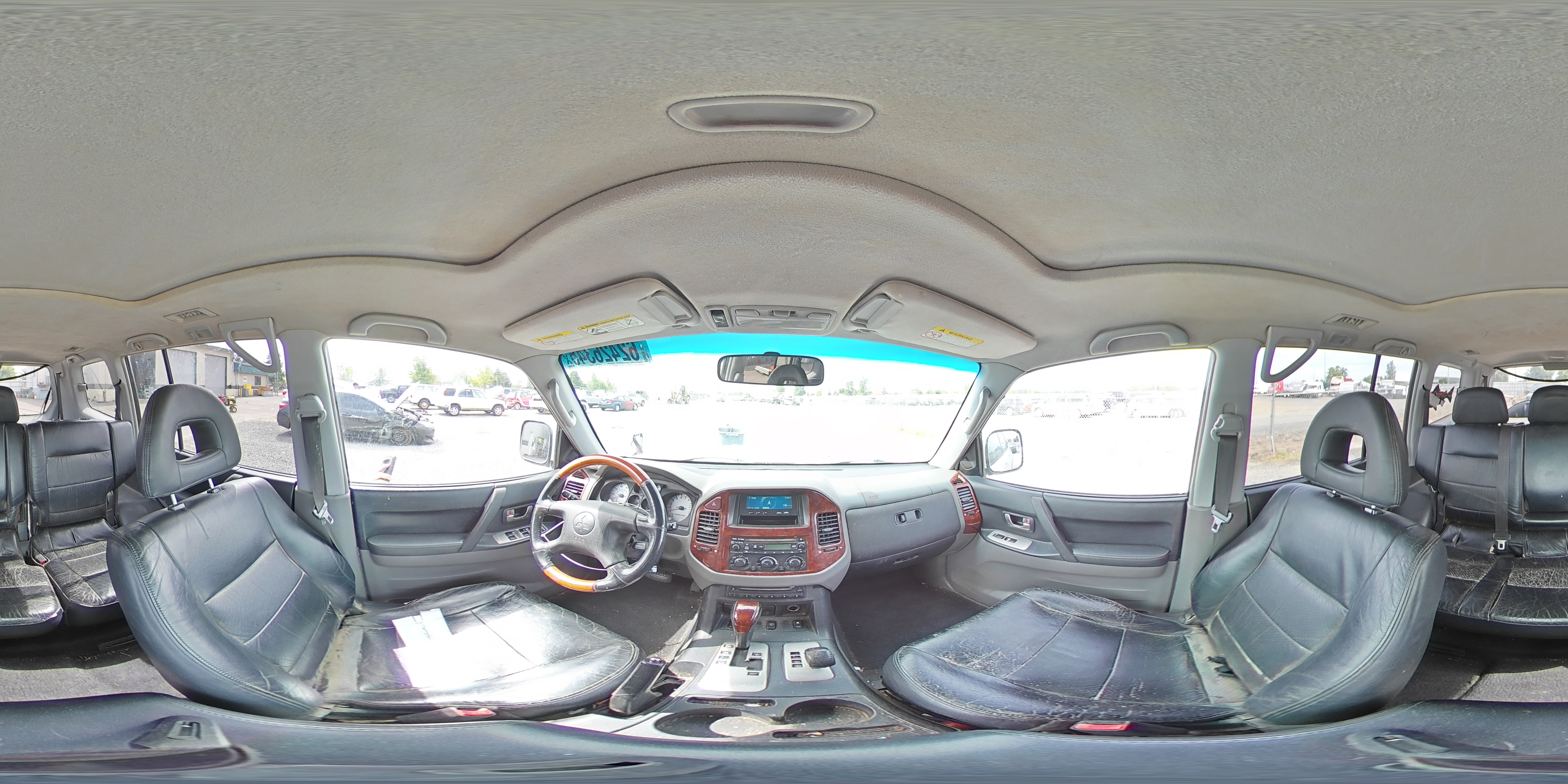 2004 Mitsubishi Montero Limited Белый vin: JA4MW51S94J004264