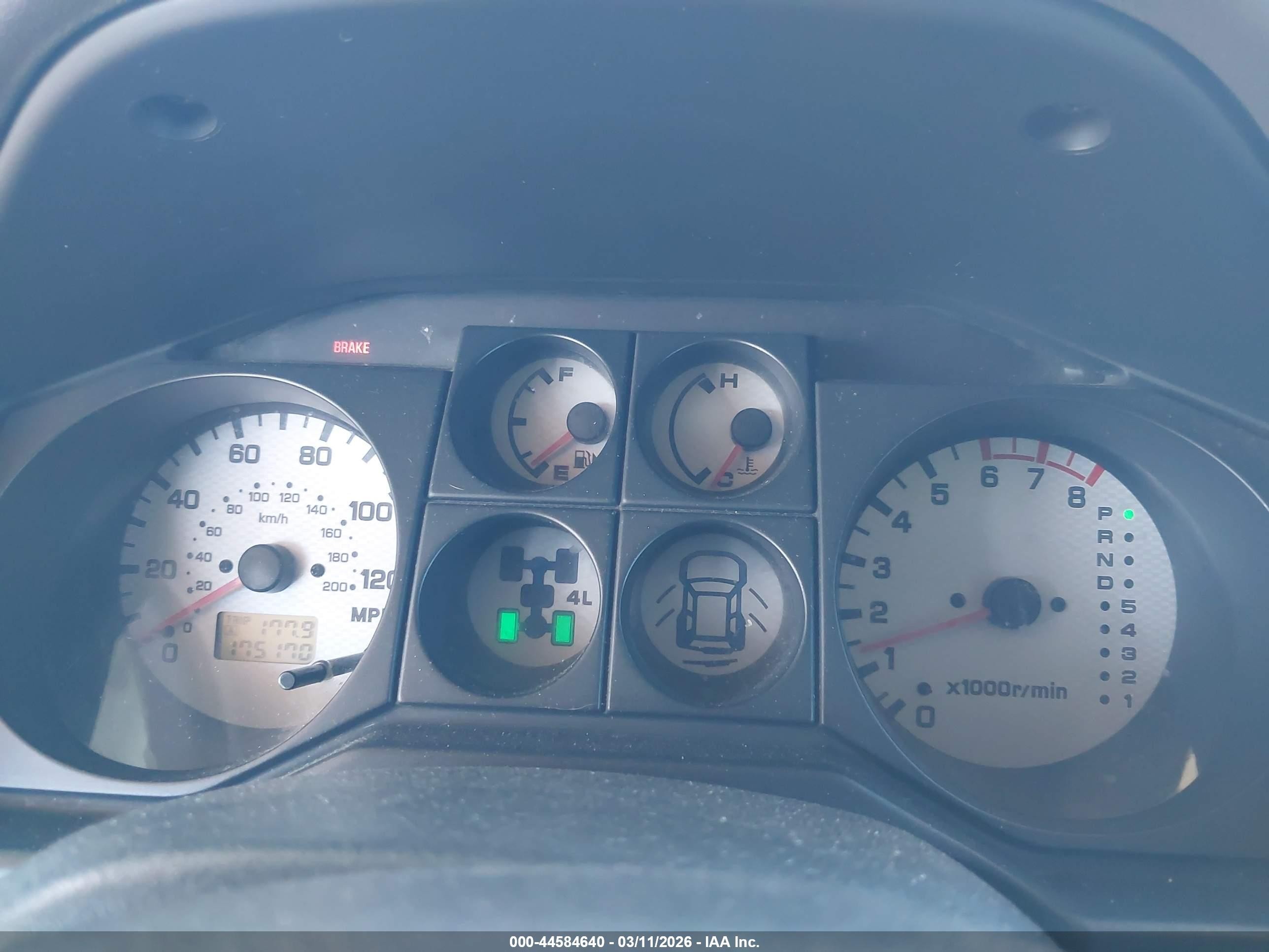 2004 Mitsubishi Montero Xls Зеленый vin: JA4MW51SX4J010171