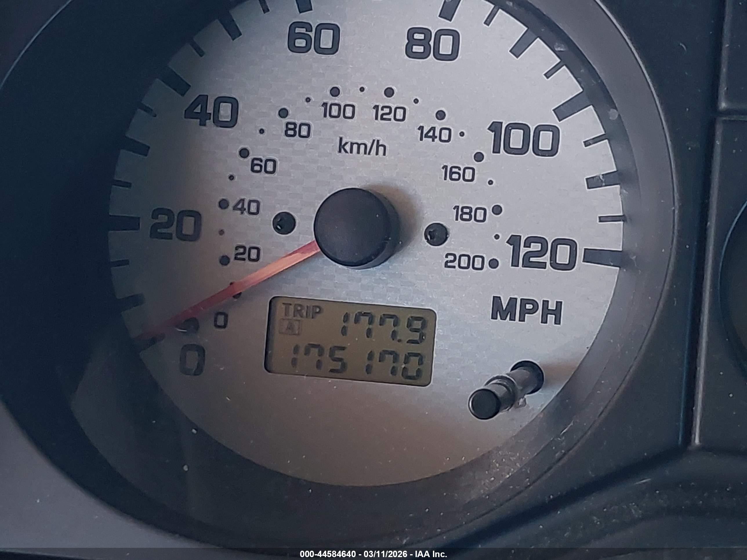 2004 Mitsubishi Montero Xls Зеленый vin: JA4MW51SX4J010171