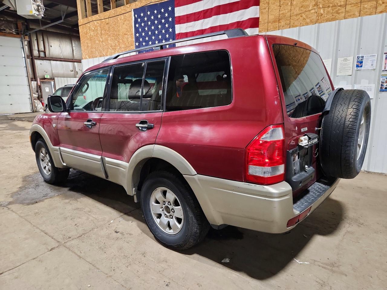 2003 Mitsubishi Montero Xls Burgundy vin: JA4NW31S53J035129