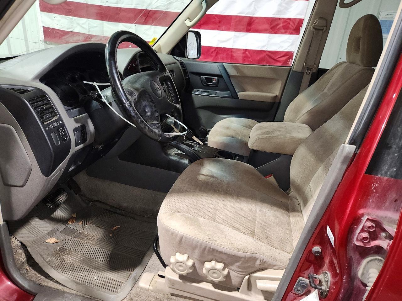 2003 Mitsubishi Montero Xls Burgundy vin: JA4NW31S53J035129