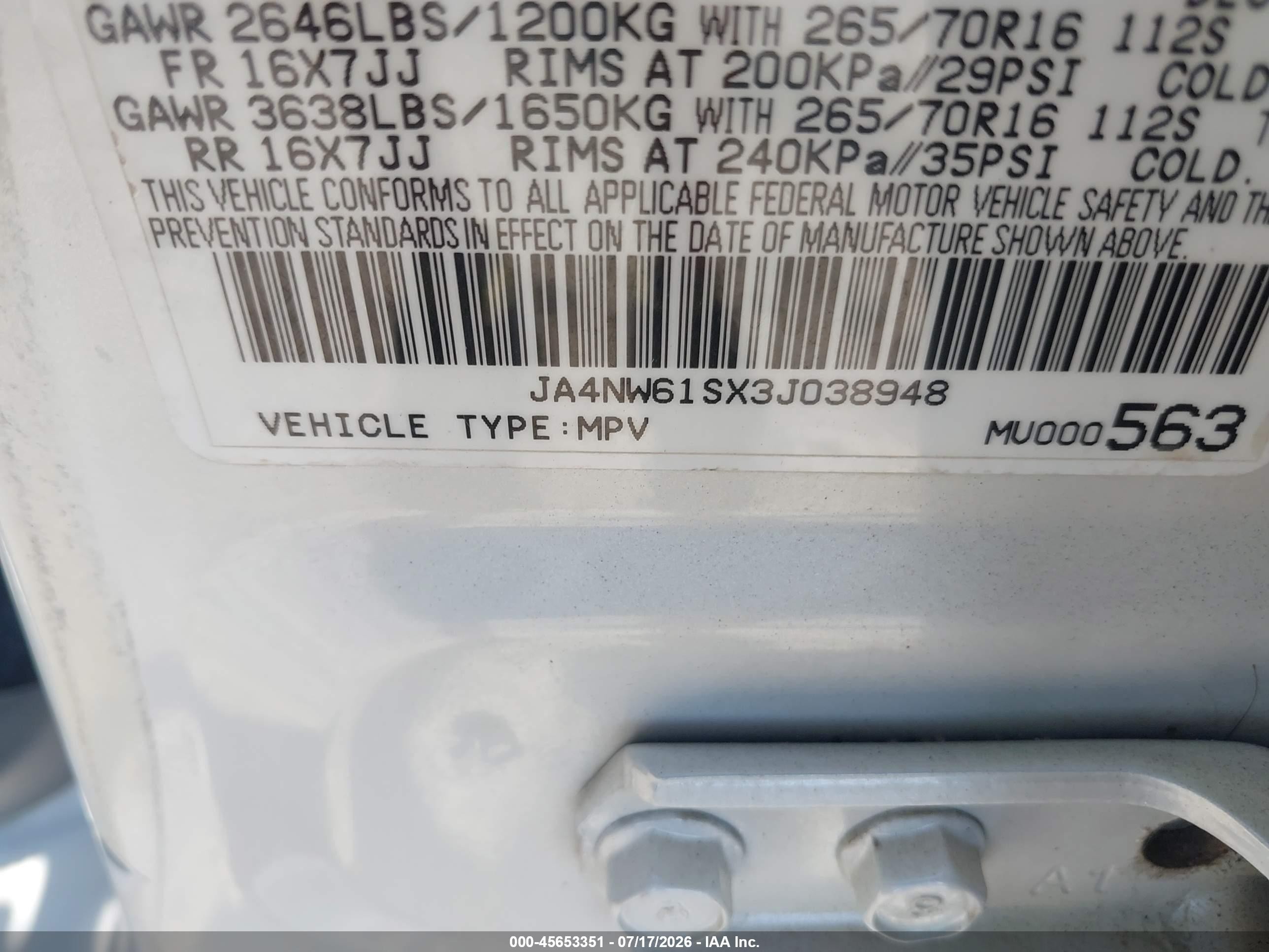 2003 Mitsubishi Montero 20th Anniversary White vin: JA4NW61SX3J038948