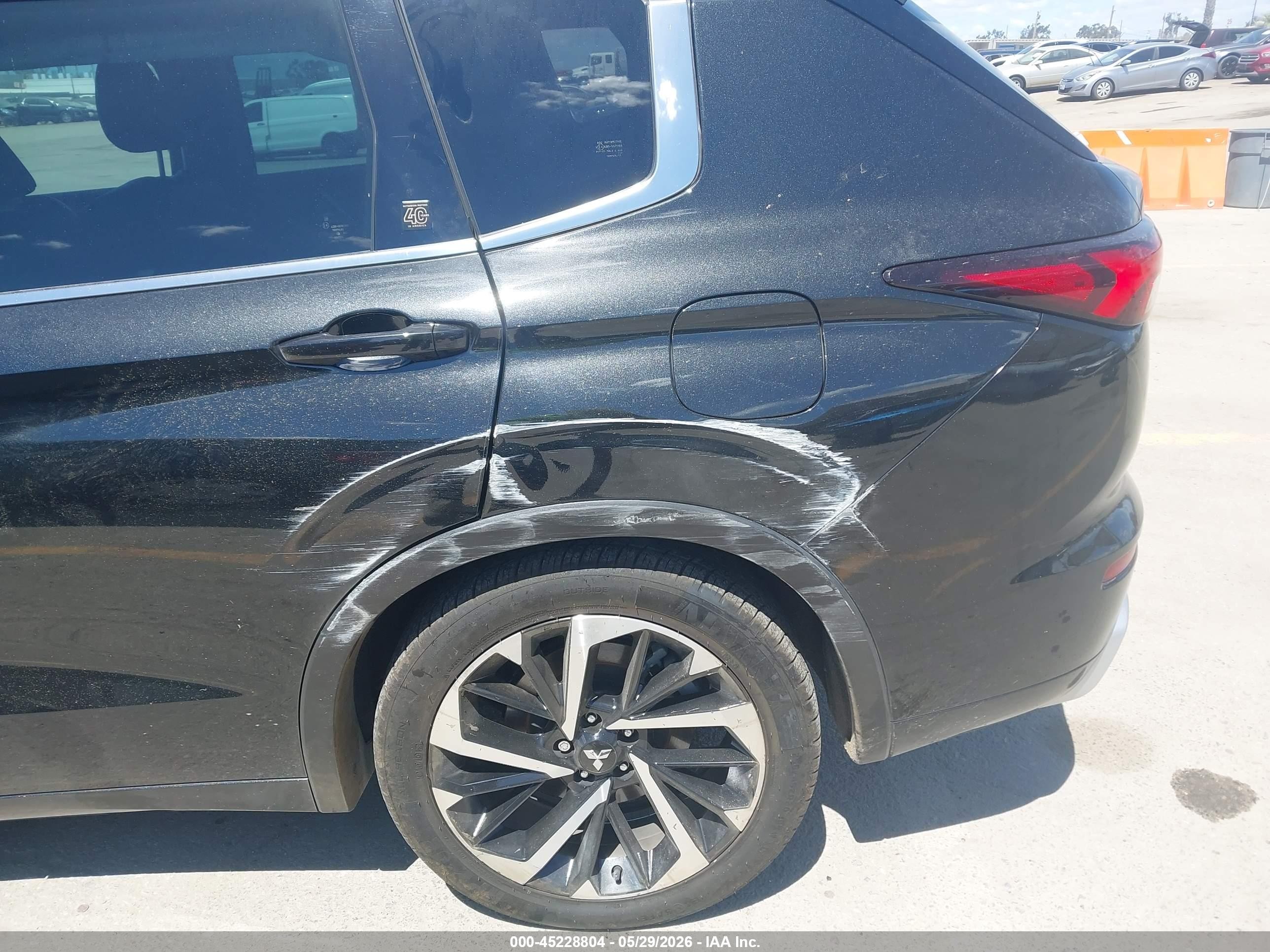 2023 Mitsubishi Outlander Phev 40th Anniversary S-awc Черный vin: JA4T5VA98PZ035667