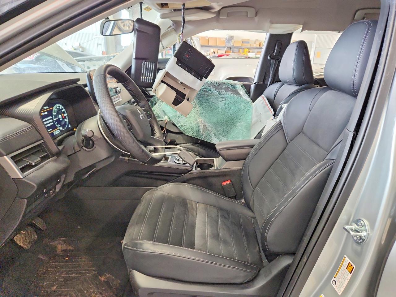 2025 Mitsubishi Outlander Se Silver vin: JA4T5VA99SZ041390