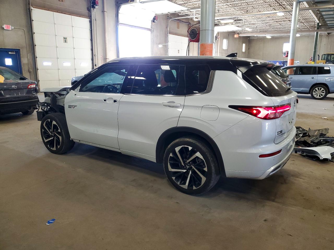 2025 Mitsubishi Outlander Sel Белый vin: JA4T5WA91SZ003108