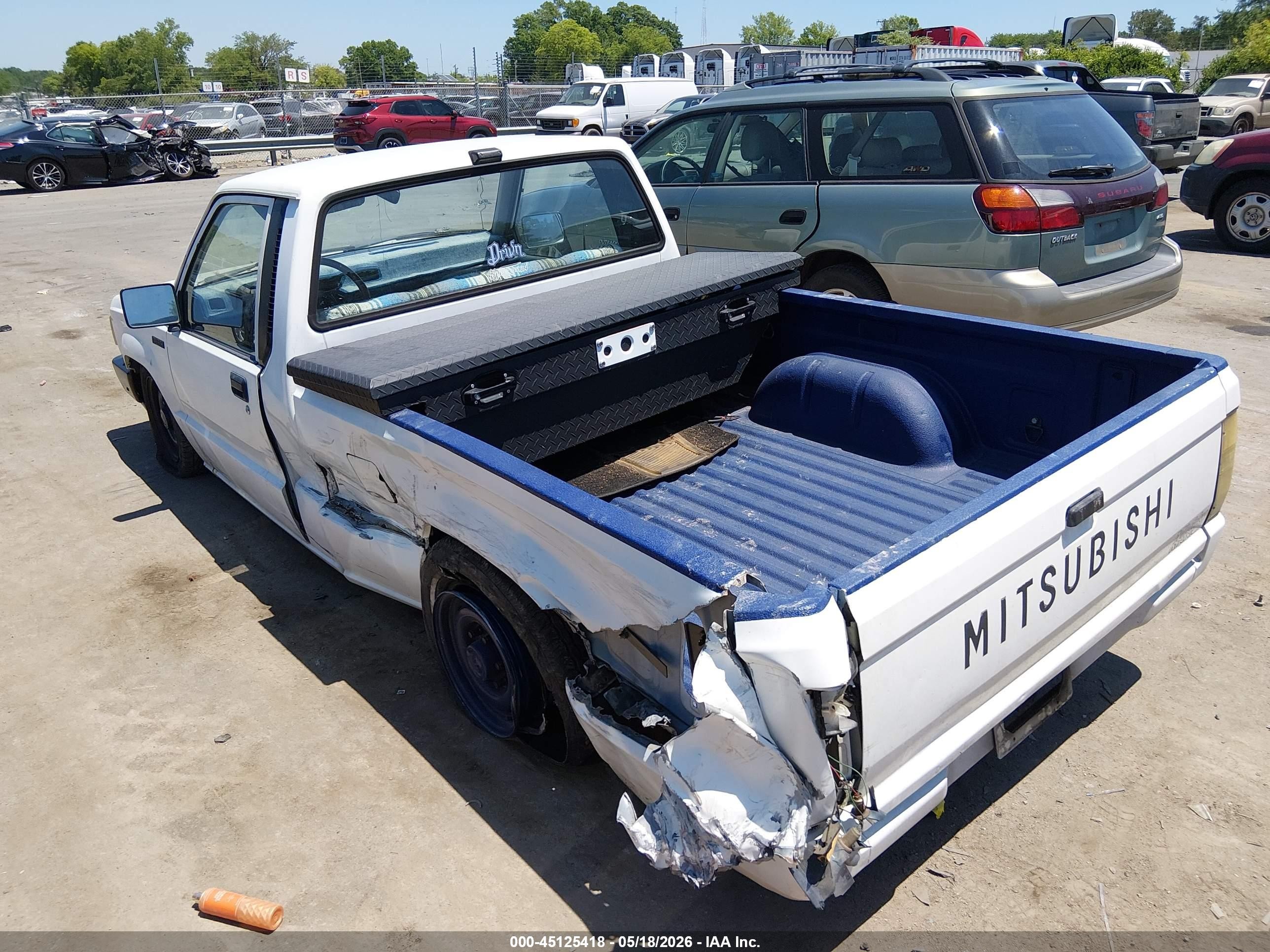 1991 Mitsubishi Mighty Max / S   White vin: JA7FL24W1MP003088