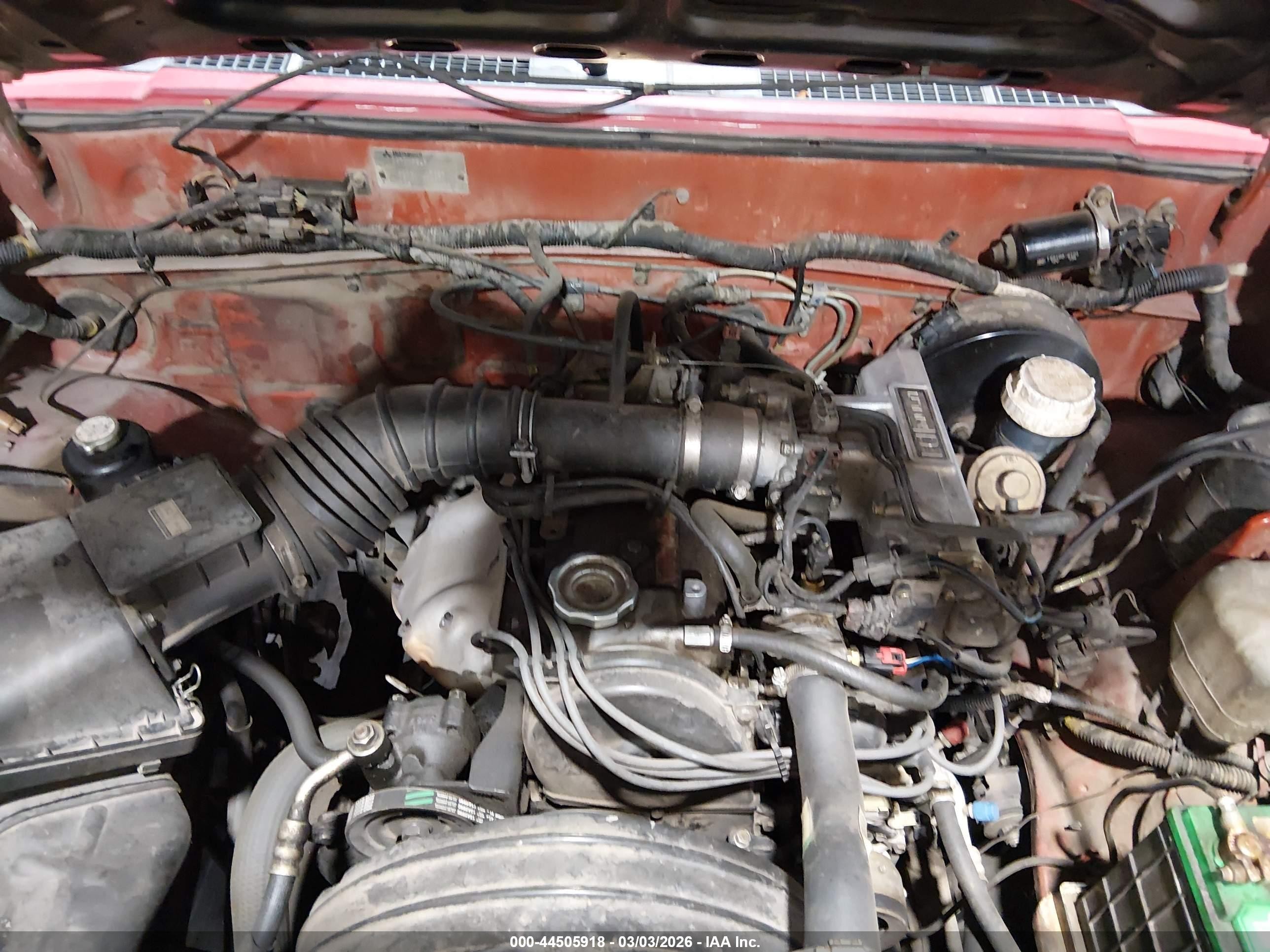 1994 Mitsubishi Mighty Max   Red vin: JA7LS21G4RP005900