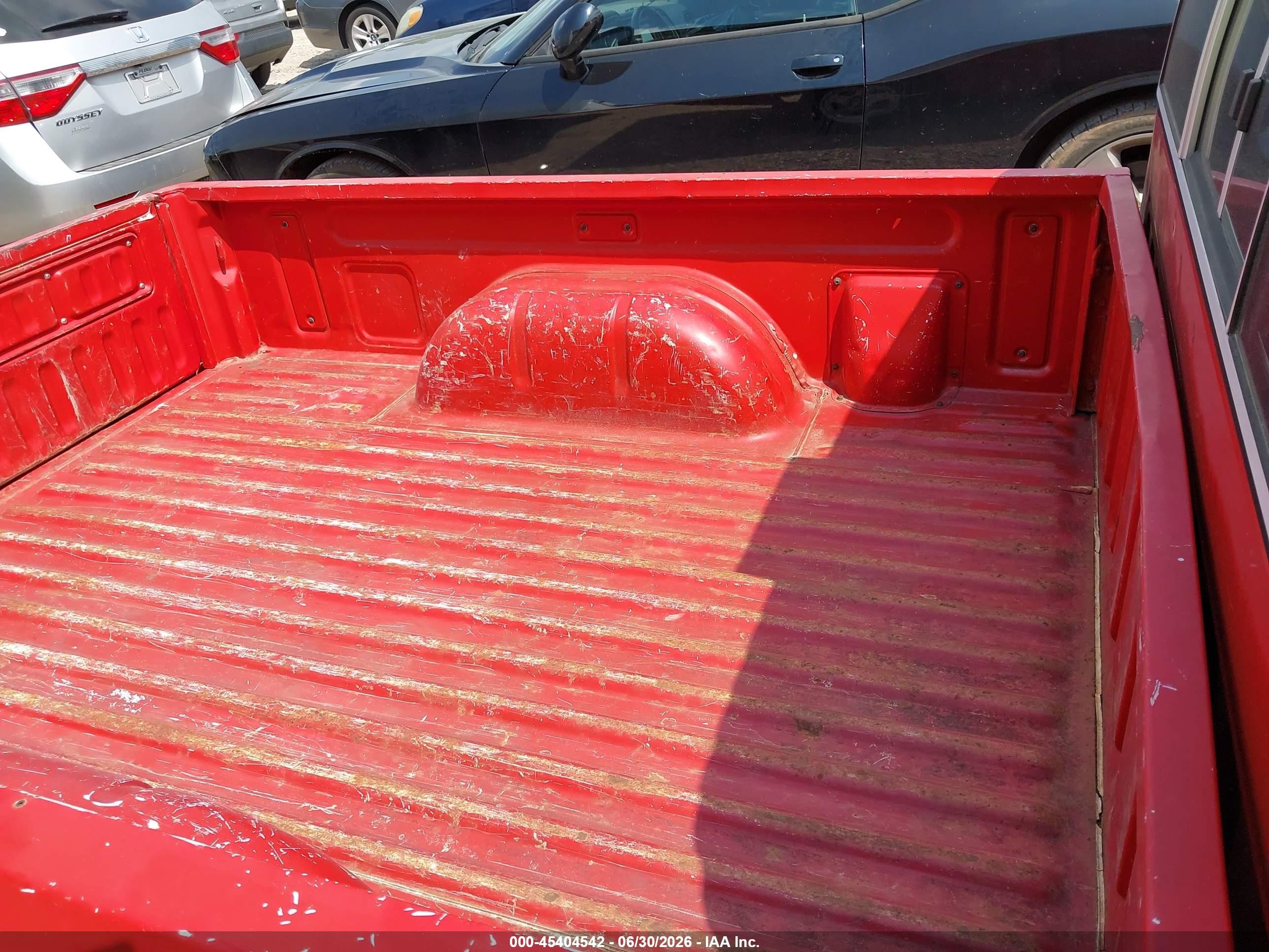 1994 Mitsubishi Mighty Max   Red vin: JA7LS21G5RP012497