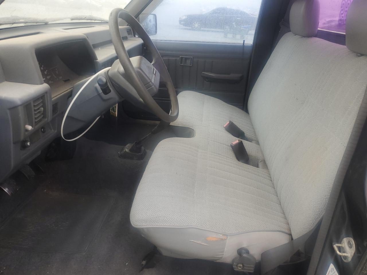 1995 Mitsubishi Mighty Max  Charcoal vin: JA7LS21G6SP004687