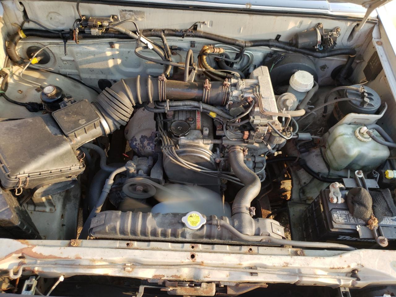 1995 Mitsubishi Mighty Max  Silver vin: JA7LS21G6SP006973