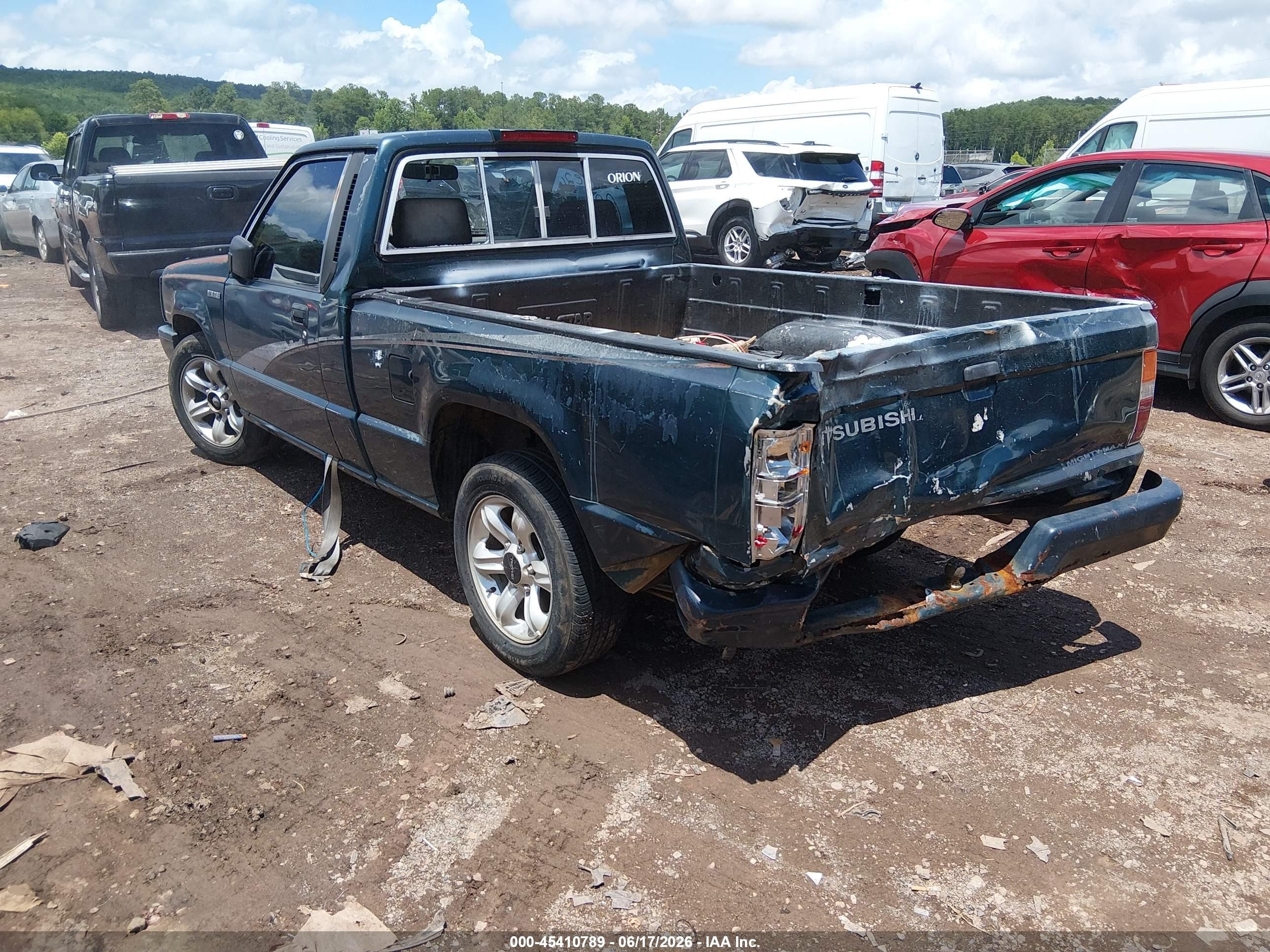 1994 Mitsubishi Mighty Max   Зеленый vin: JA7LS21G7RP012095
