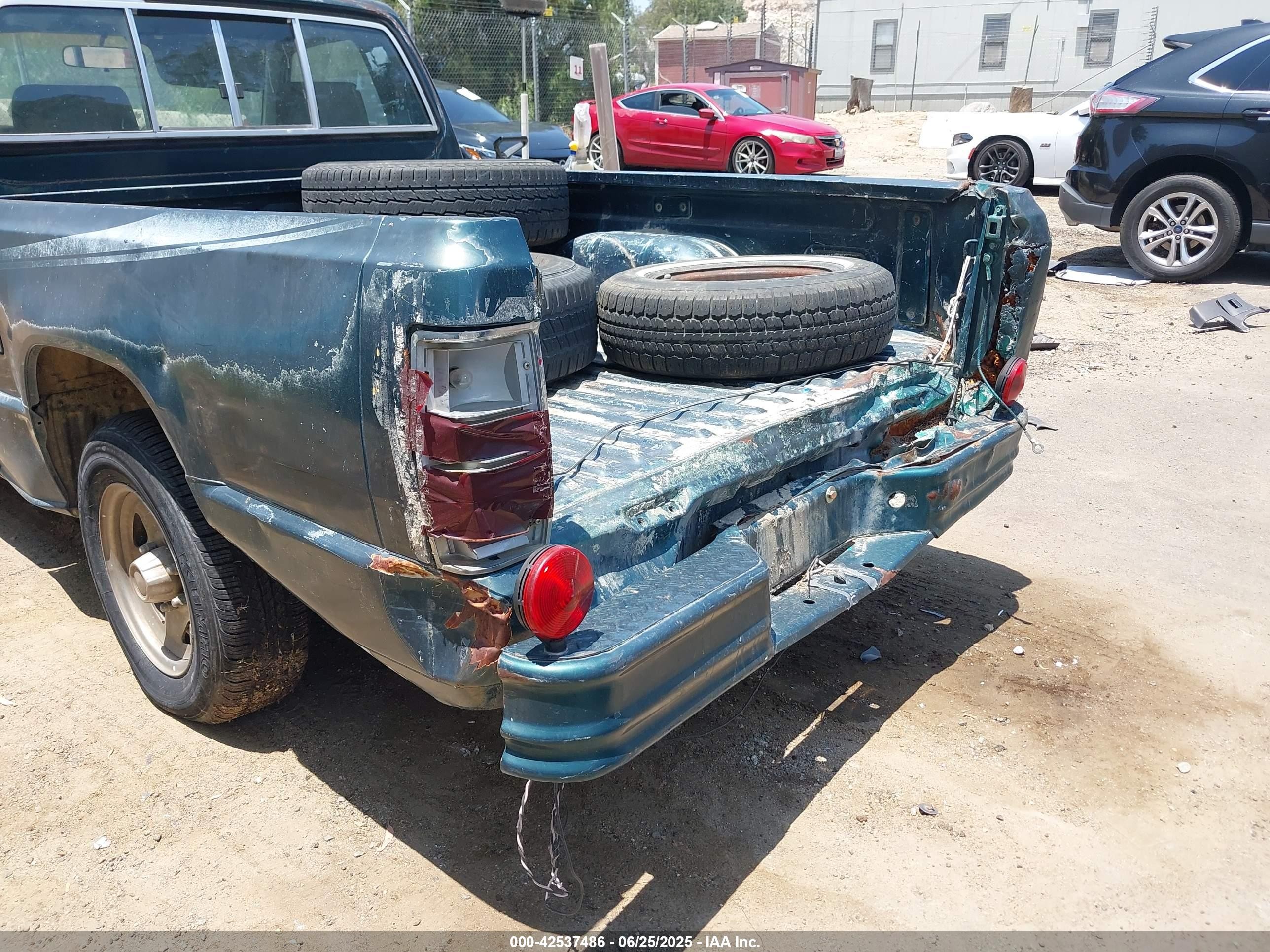1994 Mitsubishi Mighty Max   Зеленый vin: JA7LS21G8RP012896
