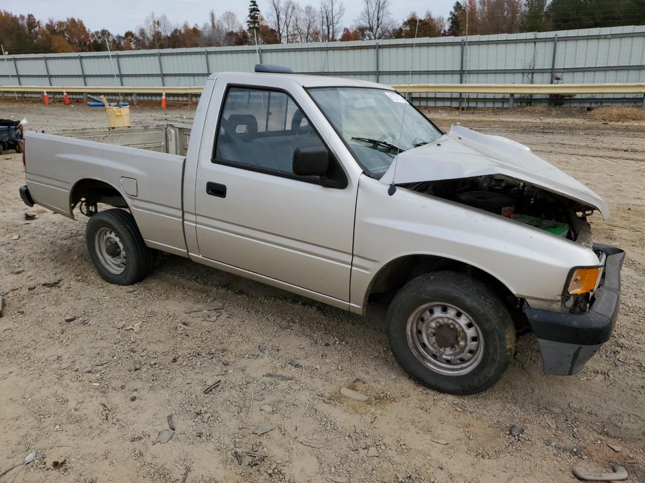 1994 Isuzu Conventional Short Bed Silver vin: JAACL11L4R7206453