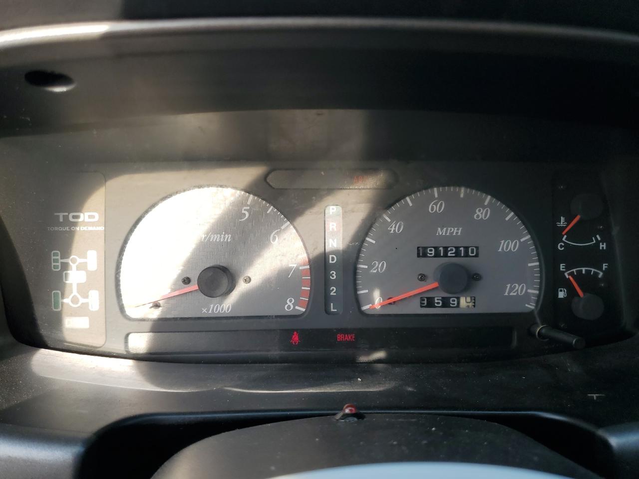 1999 Isuzu Vehicross White vin: JACCN57X2X7991409
