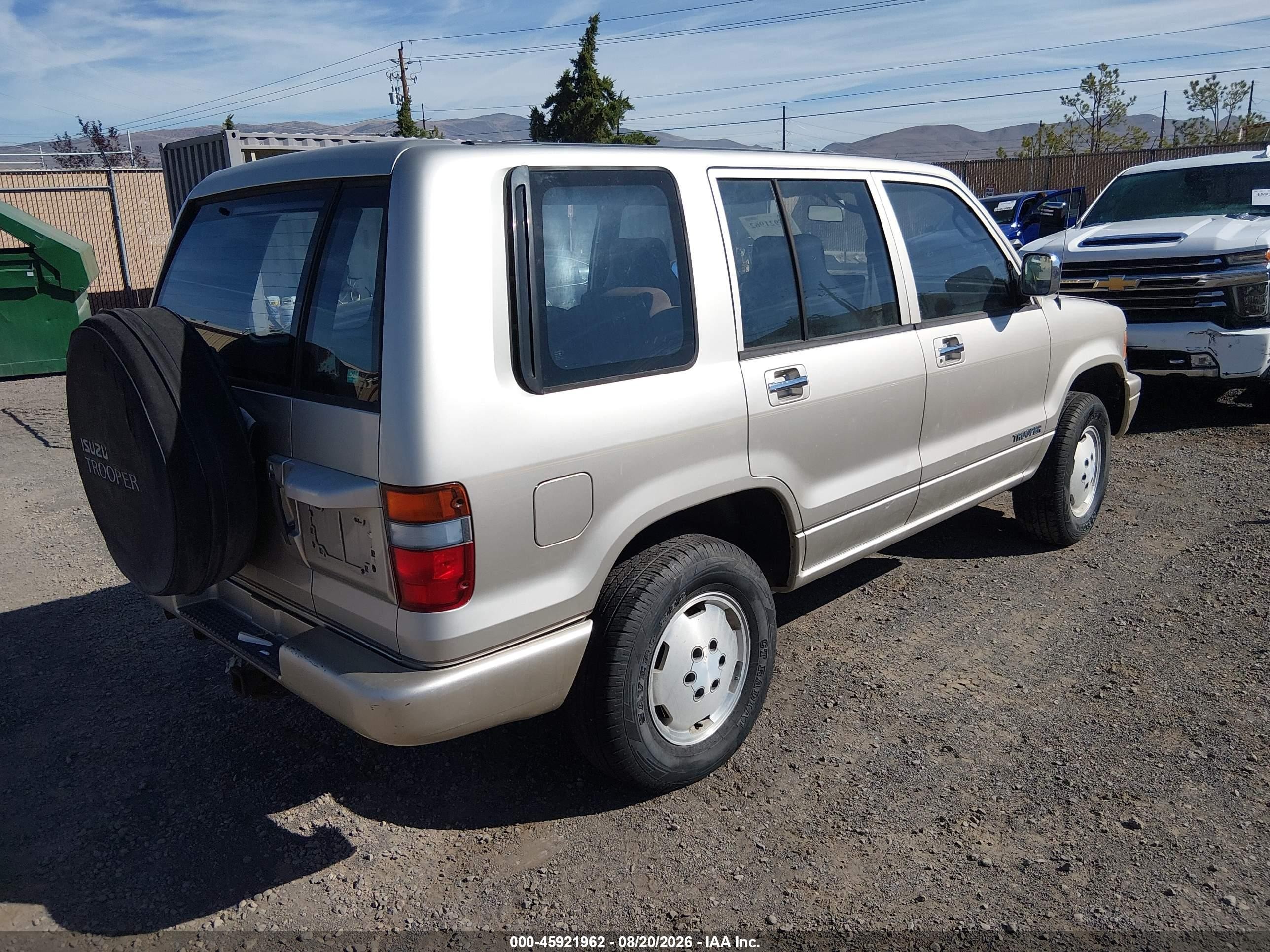 1994 Isuzu Trooper S Gold vin: JACDH58V0R7926117