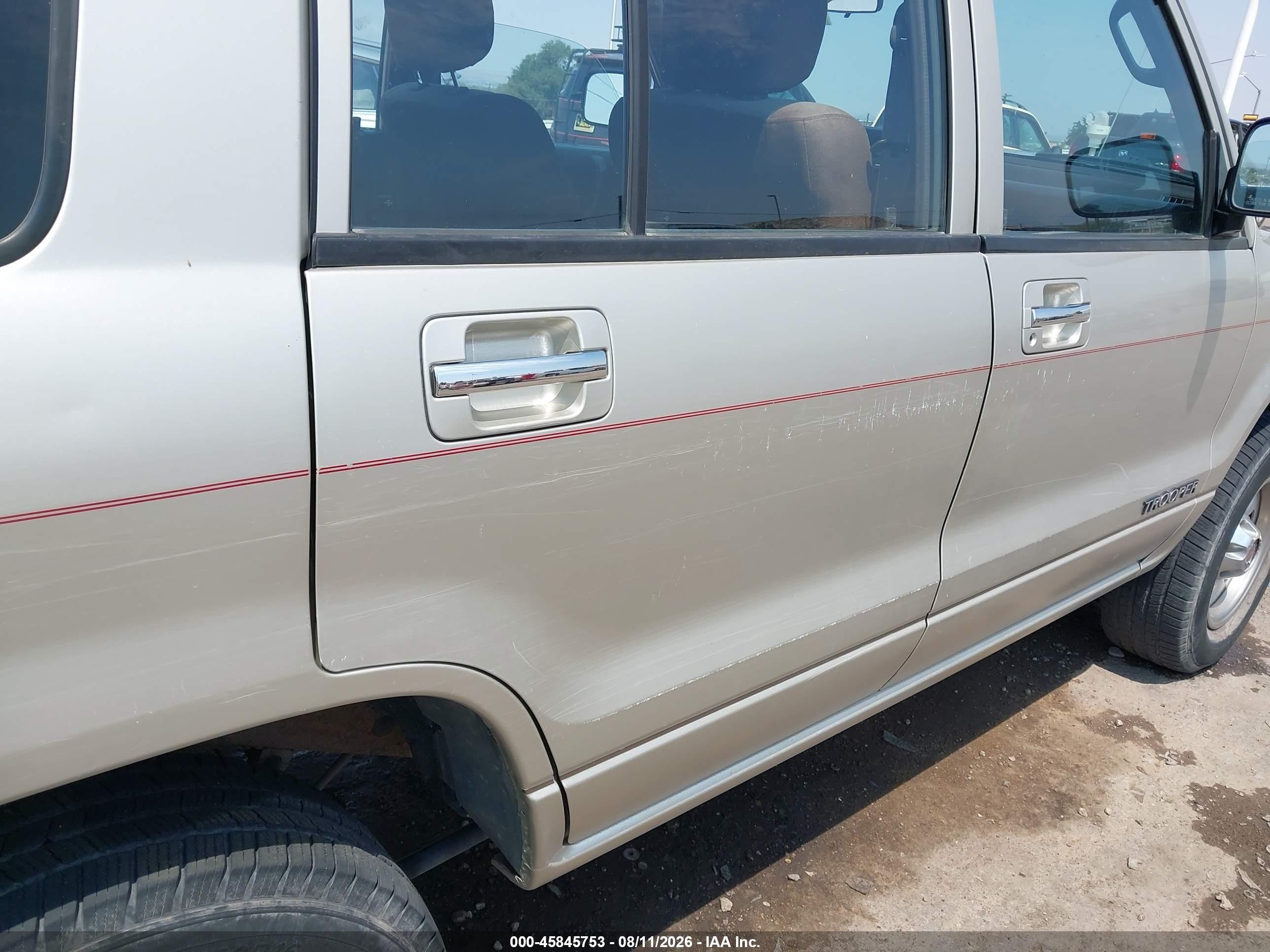1994 Isuzu Trooper S Tan vin: JACDH58V2R7932534