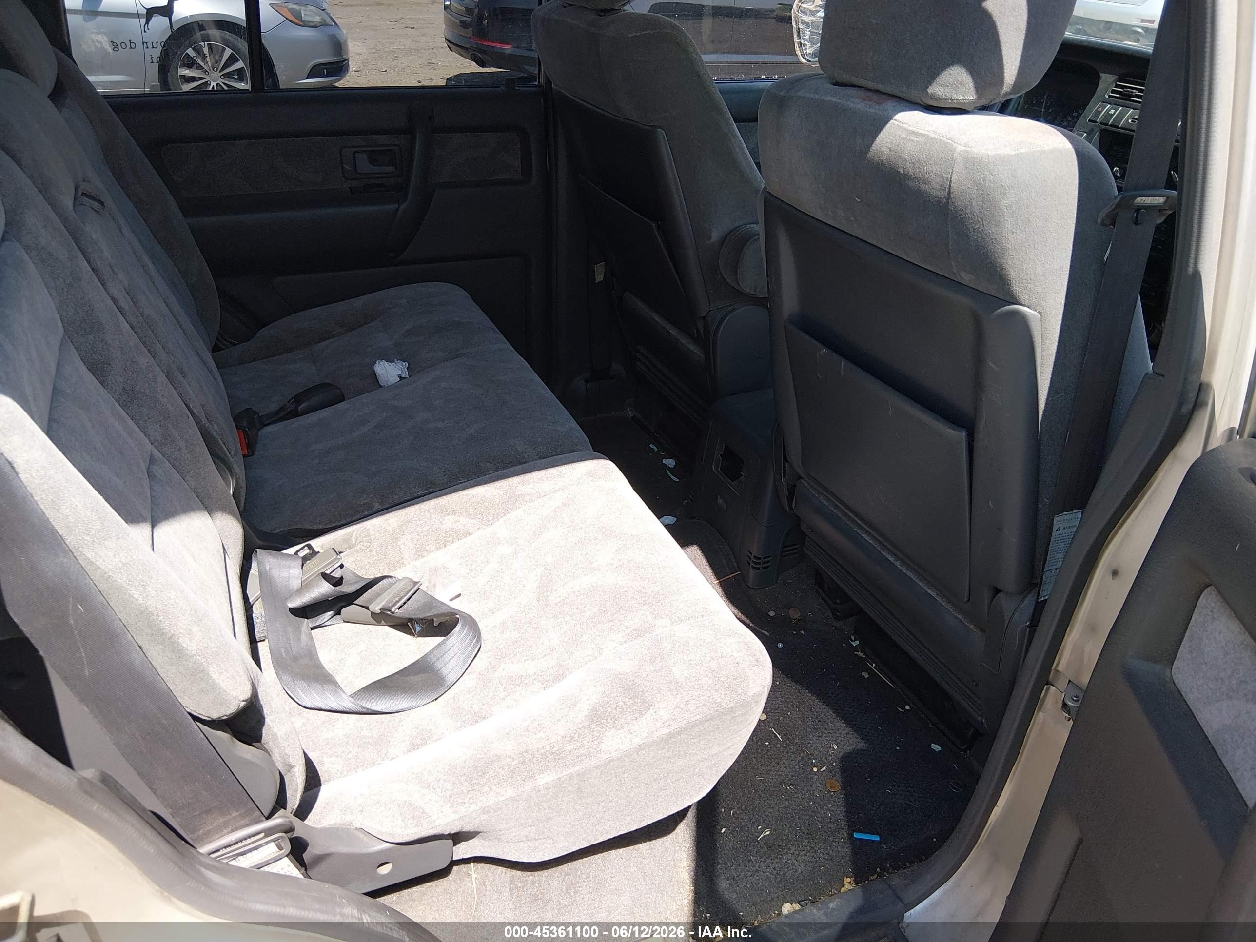 2001 Isuzu Trooper Limited/ls/s Silver vin: JACDJ58X017J07070