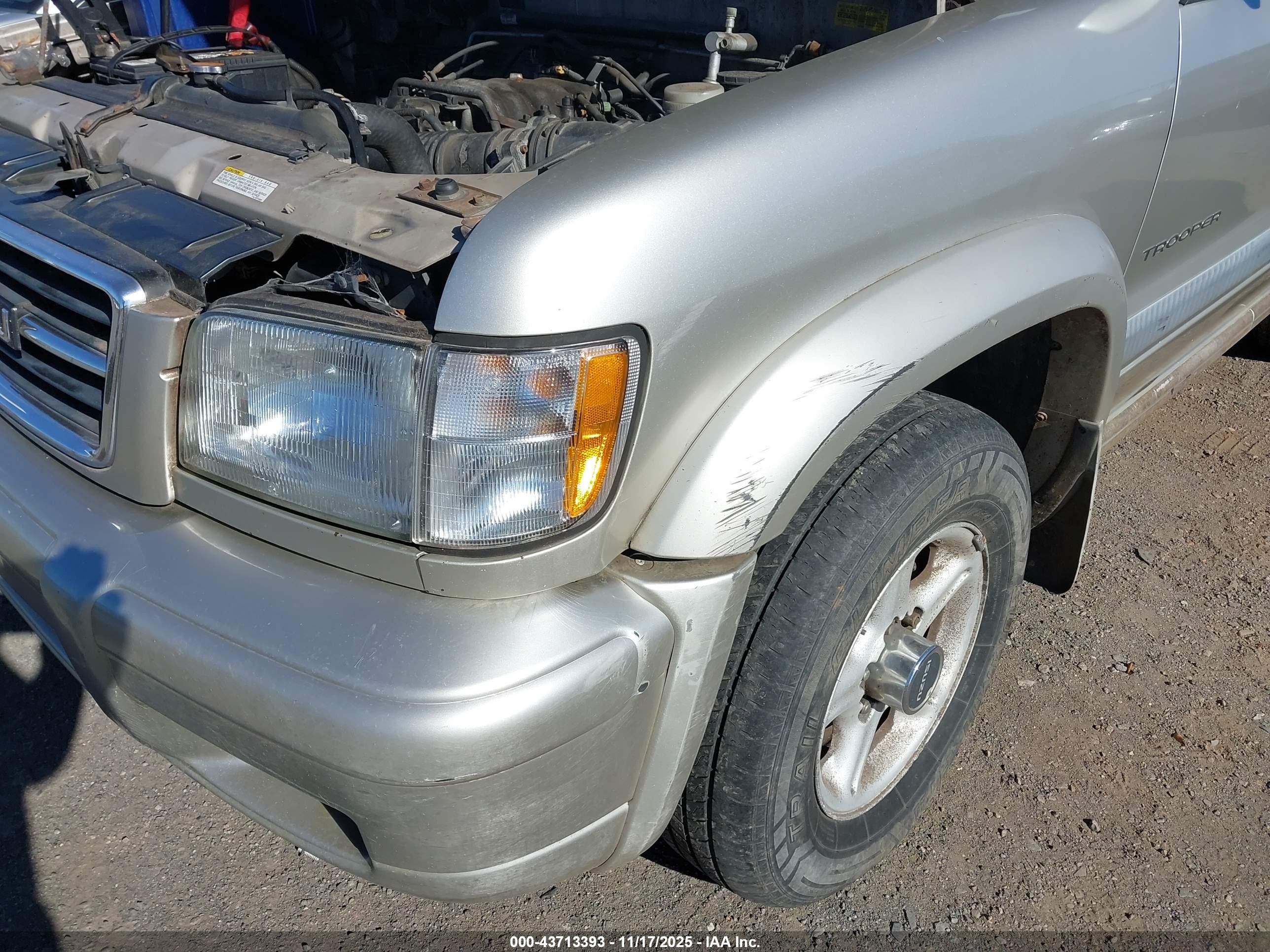 1999 Isuzu Trooper S Champagne vin: JACDJ58X0X7927321