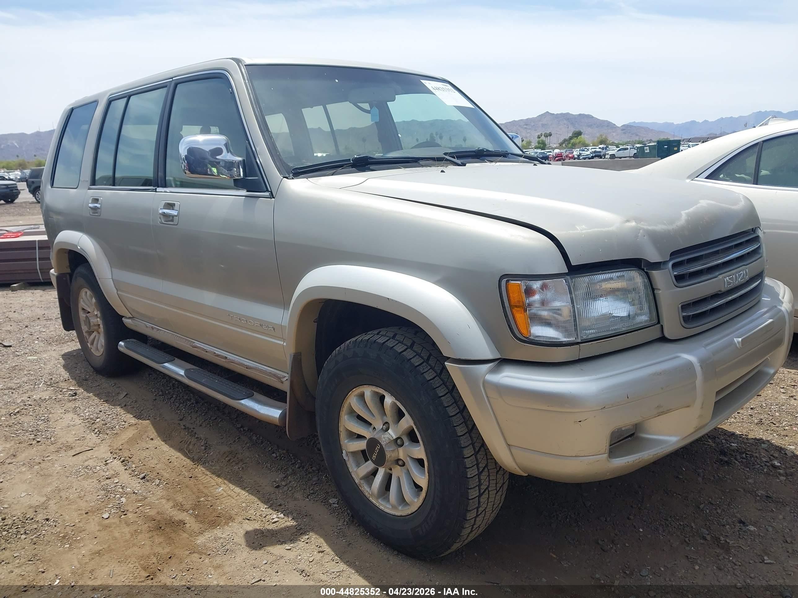 2002 Isuzu Trooper Limited/ls/s Tan vin: JACDJ58X527J04957
