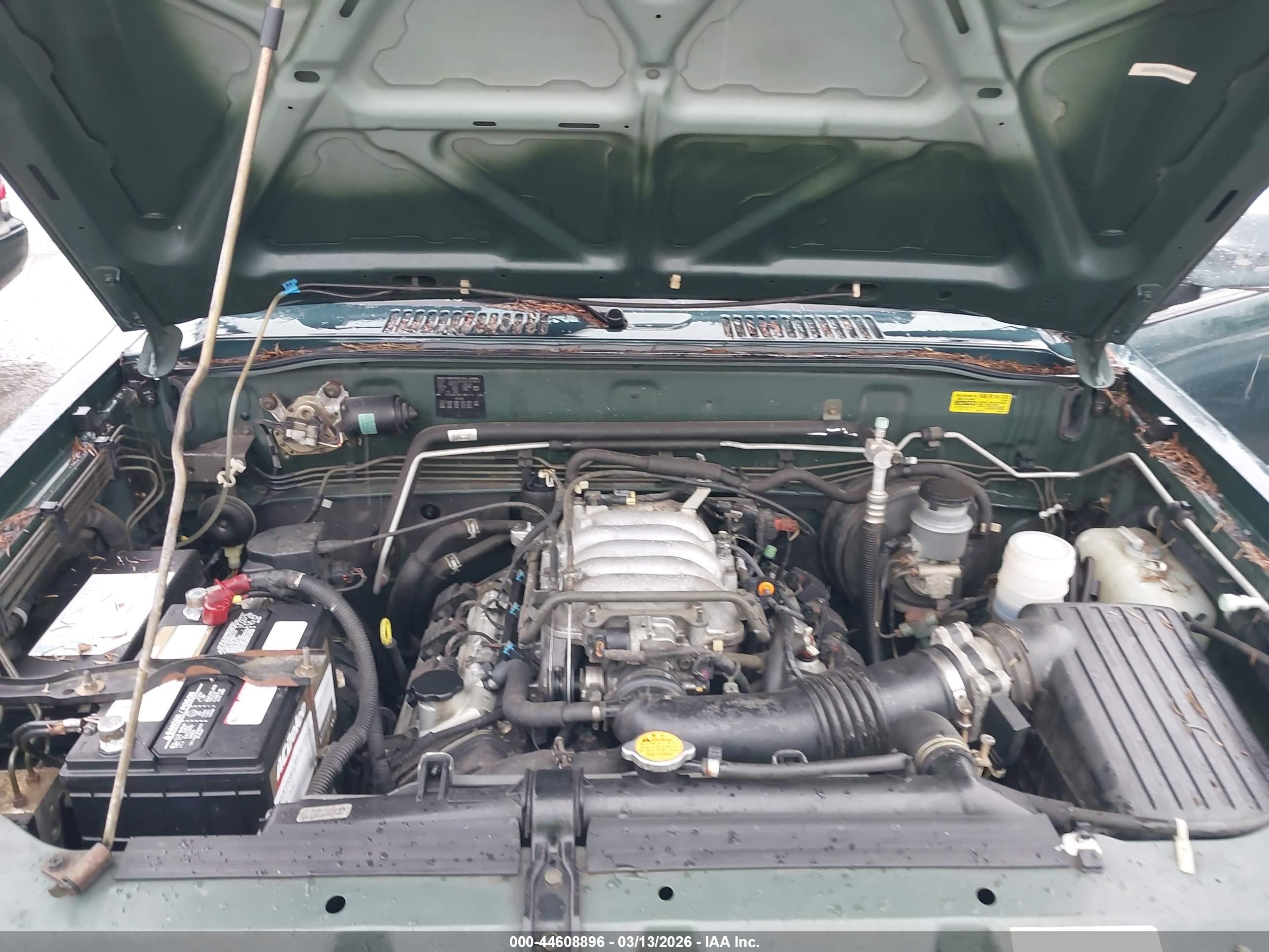 1999 Isuzu Trooper S Green vin: JACDJ58X5X7929873