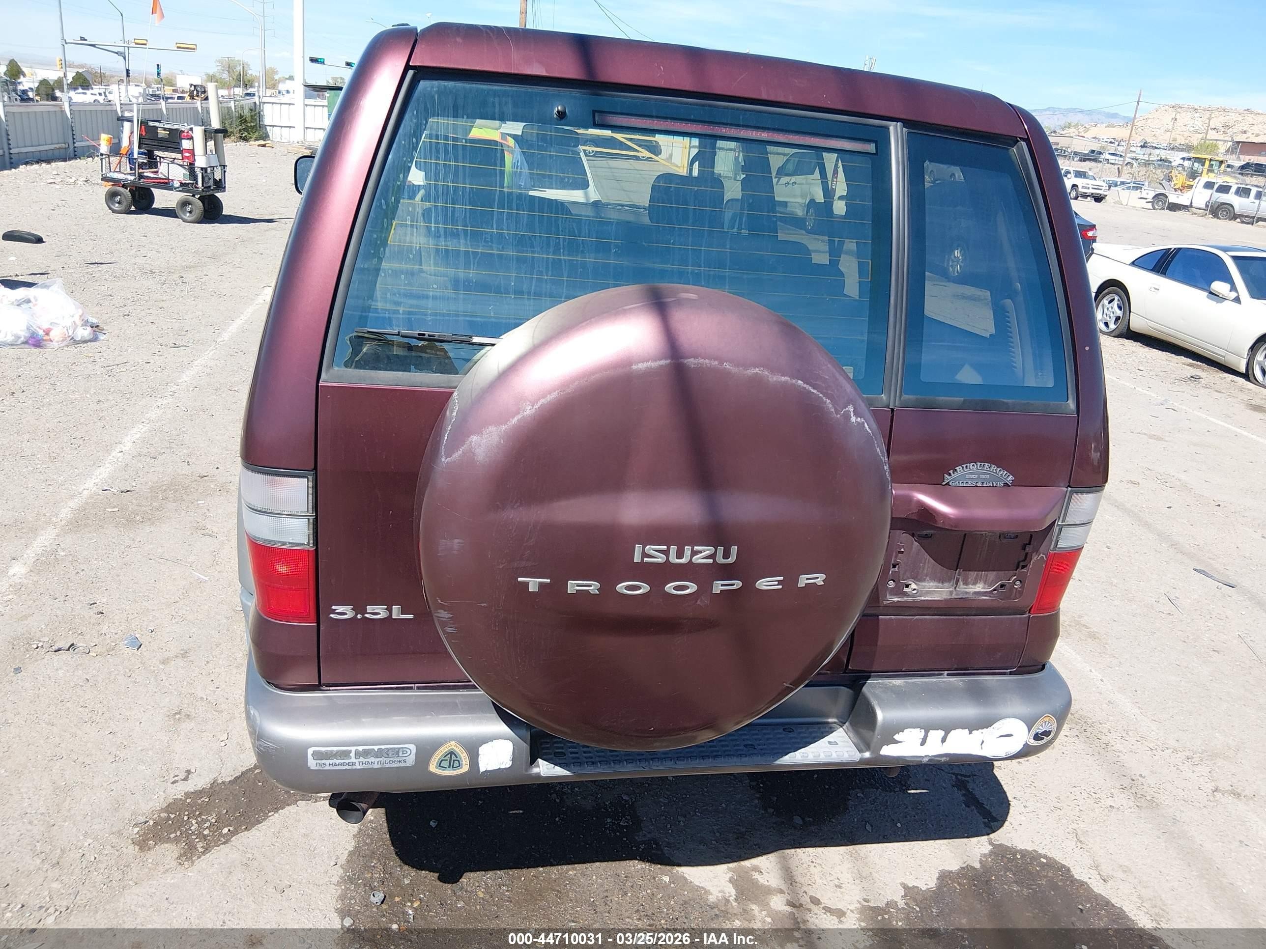 2002 Isuzu Trooper Limited/ls/s Red vin: JACDJ58X727J11067