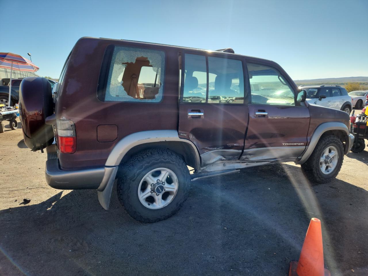 2002 Isuzu Trooper S Бордовый vin: JACDJ58XX27J10012