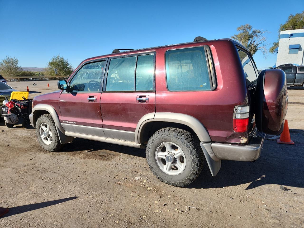 2002 Isuzu Trooper S Бордовый vin: JACDJ58XX27J10012
