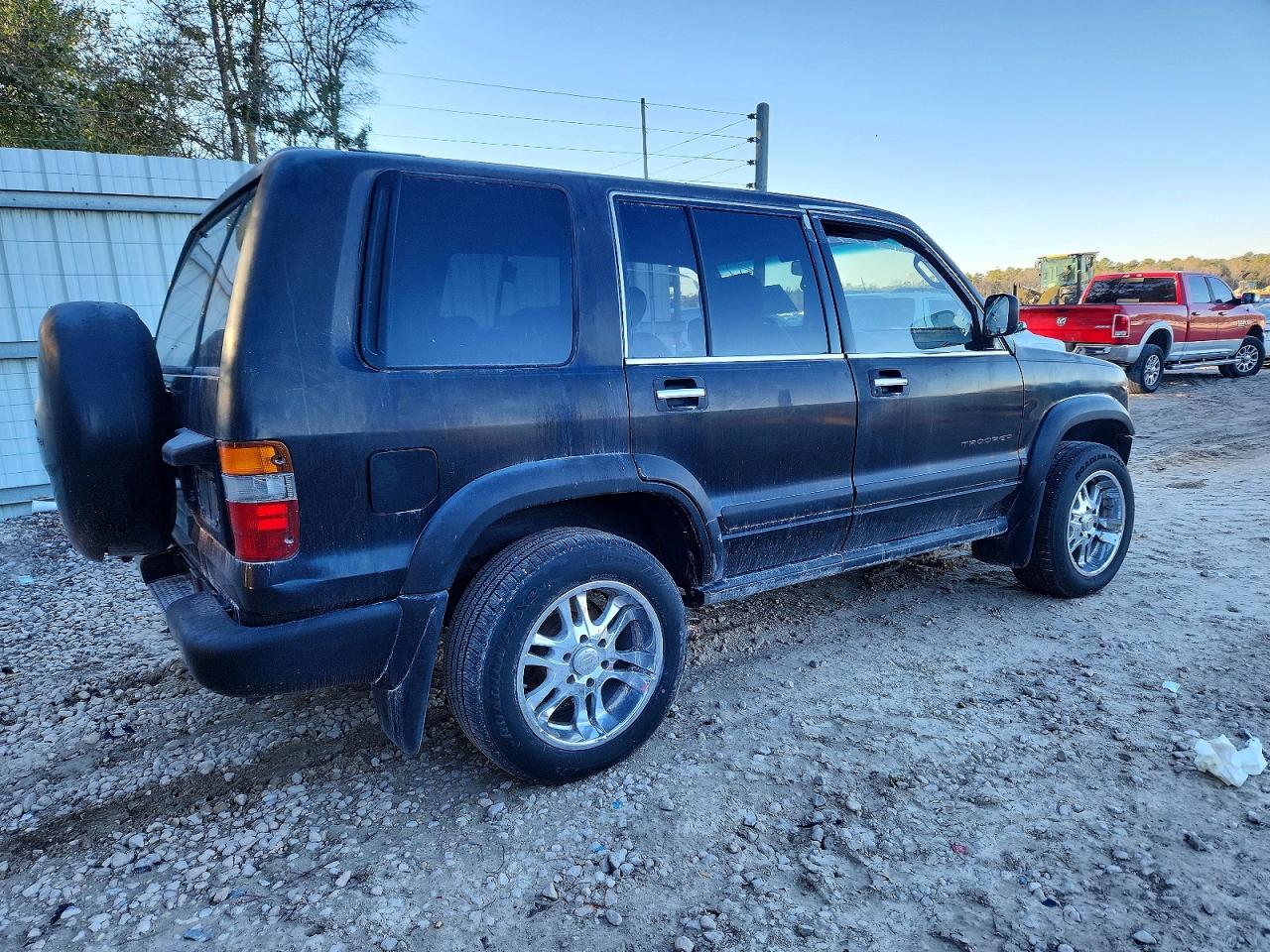1999 Isuzu Trooper S Black vin: JACDJ58XXX7910266