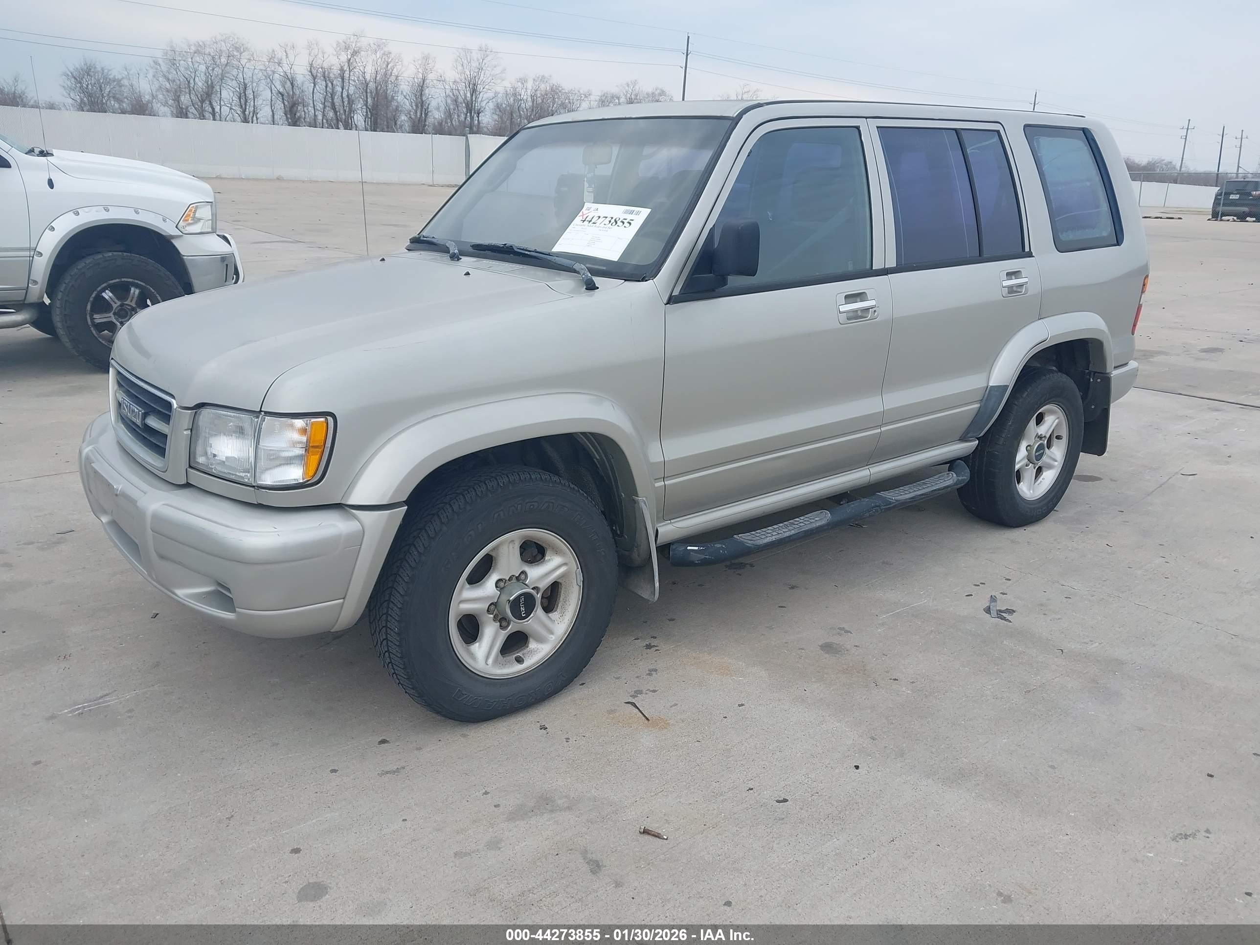 1999 Isuzu Trooper S Gold vin: JACDJ58XXX7910412