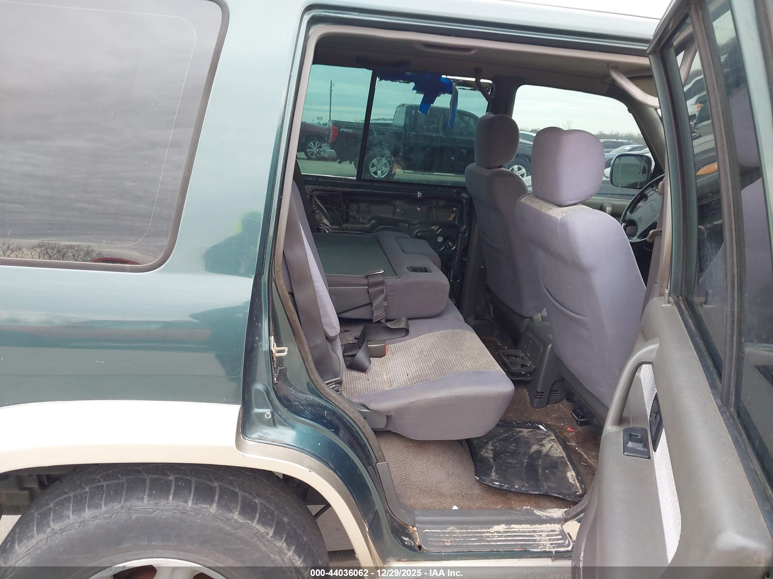 1999 Isuzu Trooper S Green vin: JACDJ58XXX7922272