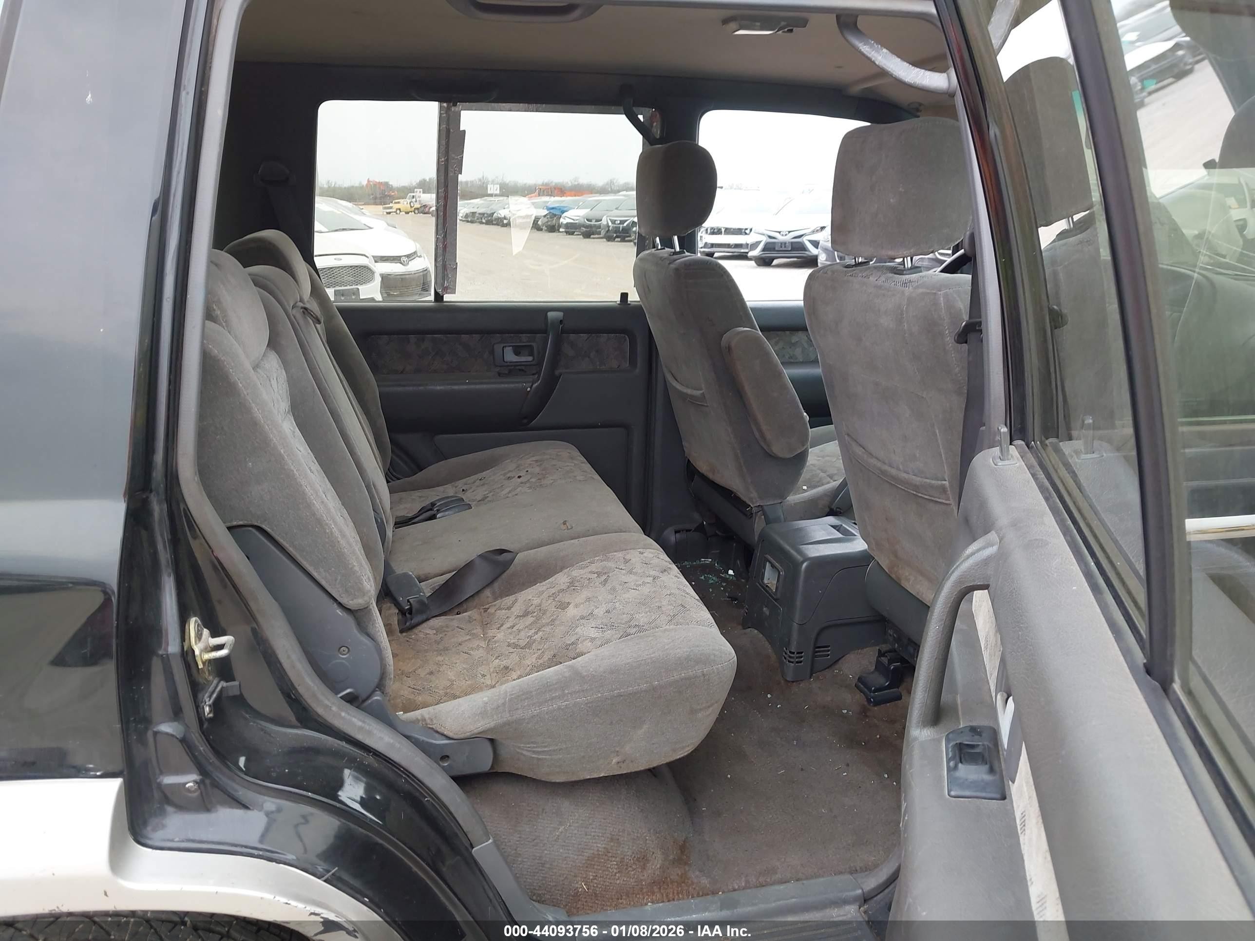2002 Isuzu Trooper Limited/ls/s Black vin: JACDS58X127J12146