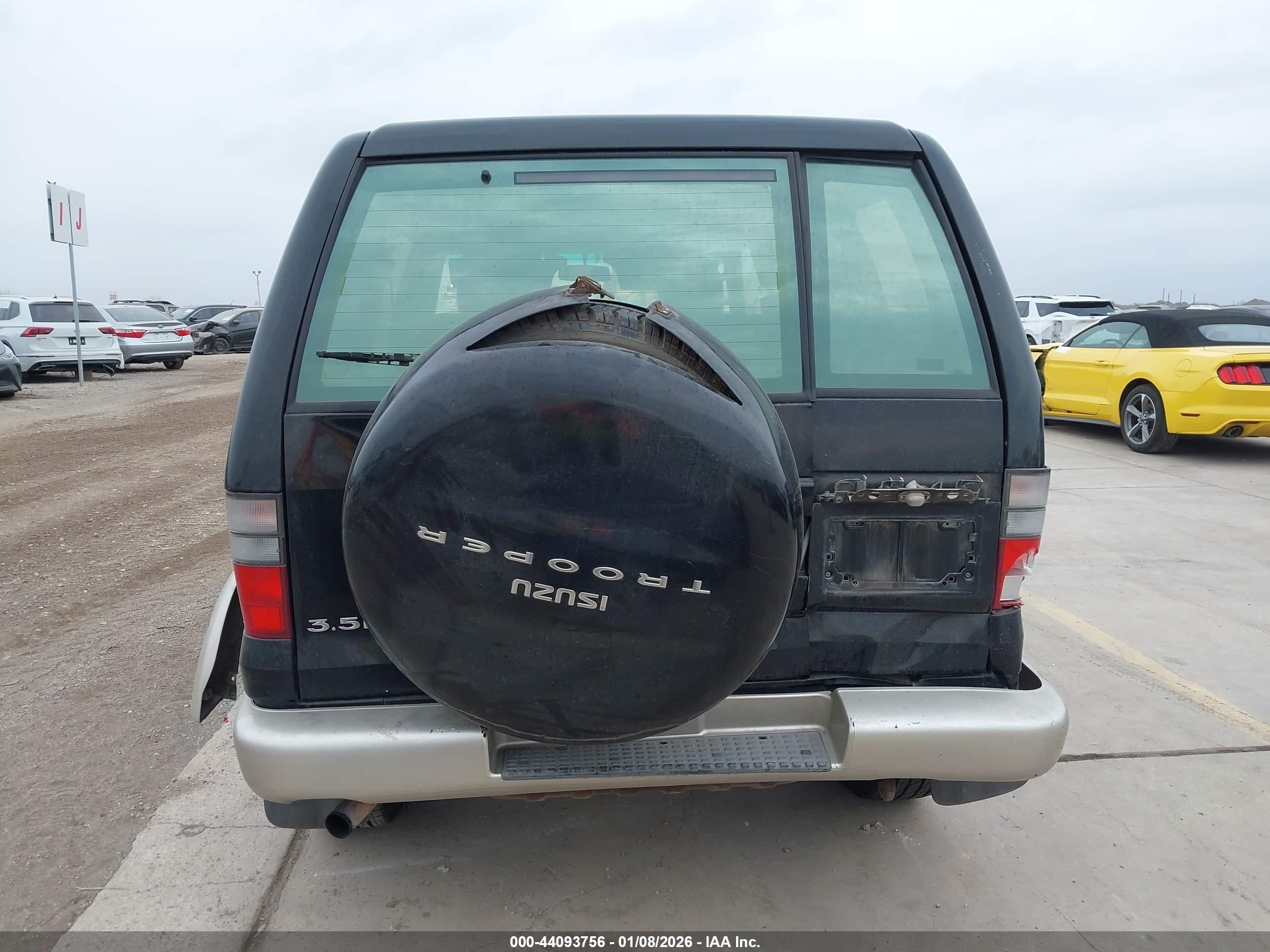 2002 Isuzu Trooper Limited/ls/s Black vin: JACDS58X127J12146