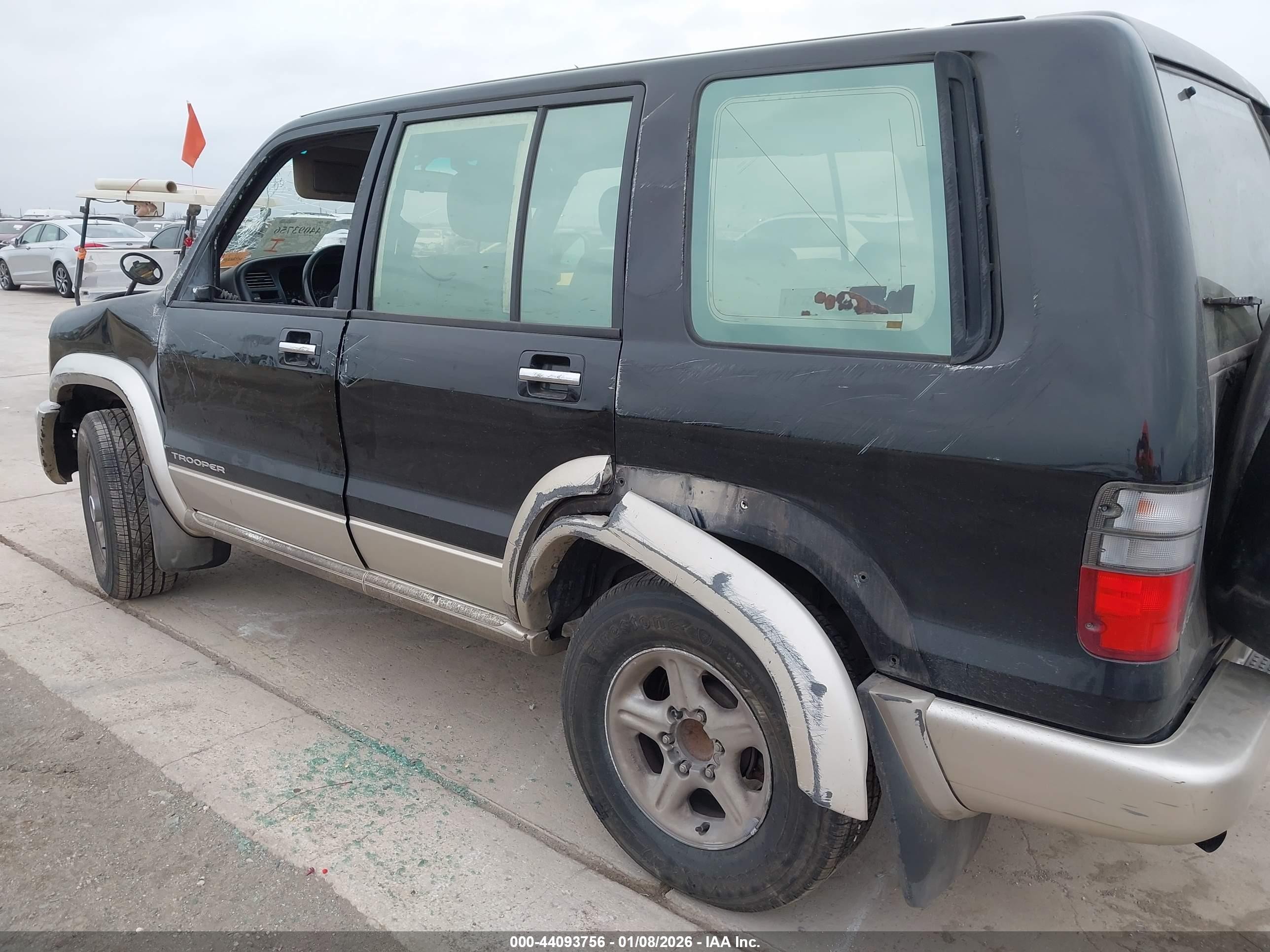 2002 Isuzu Trooper Limited/ls/s Black vin: JACDS58X127J12146