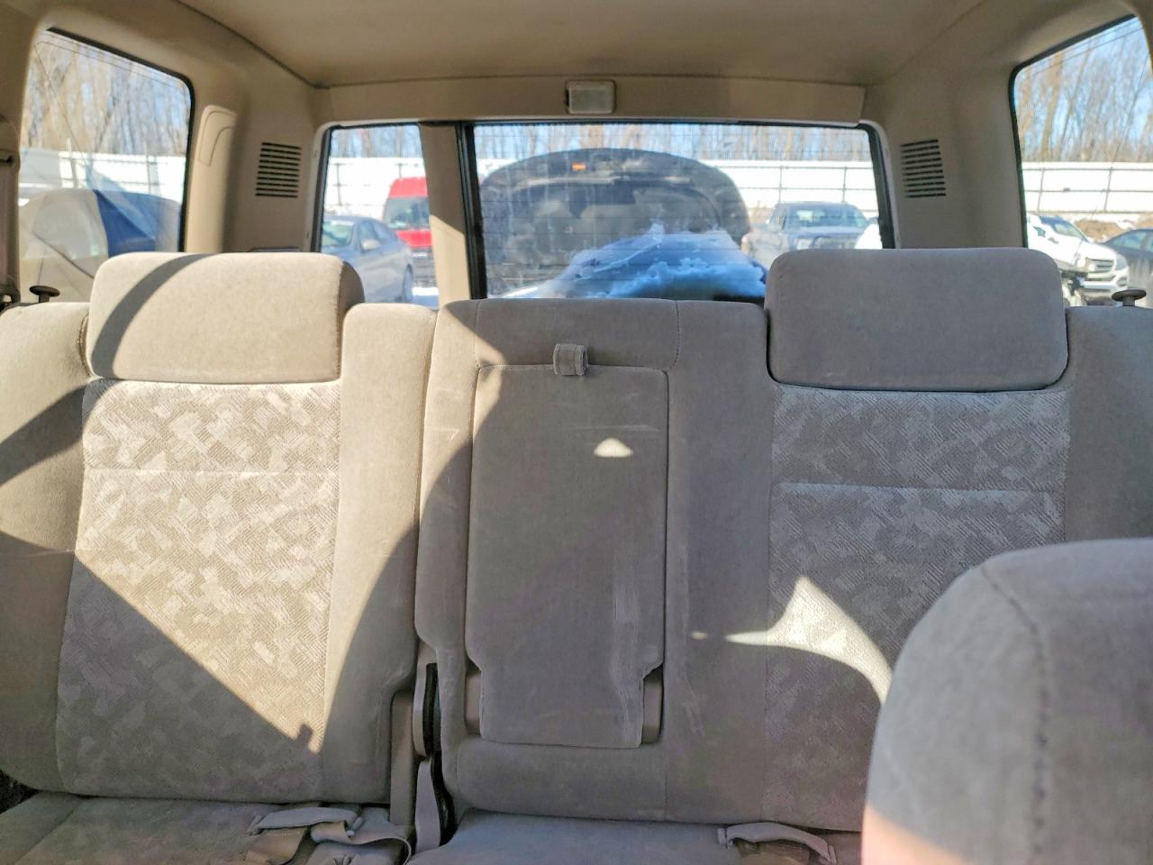 2002 Isuzu Trooper S Burgundy vin: JACDS58X827J12161