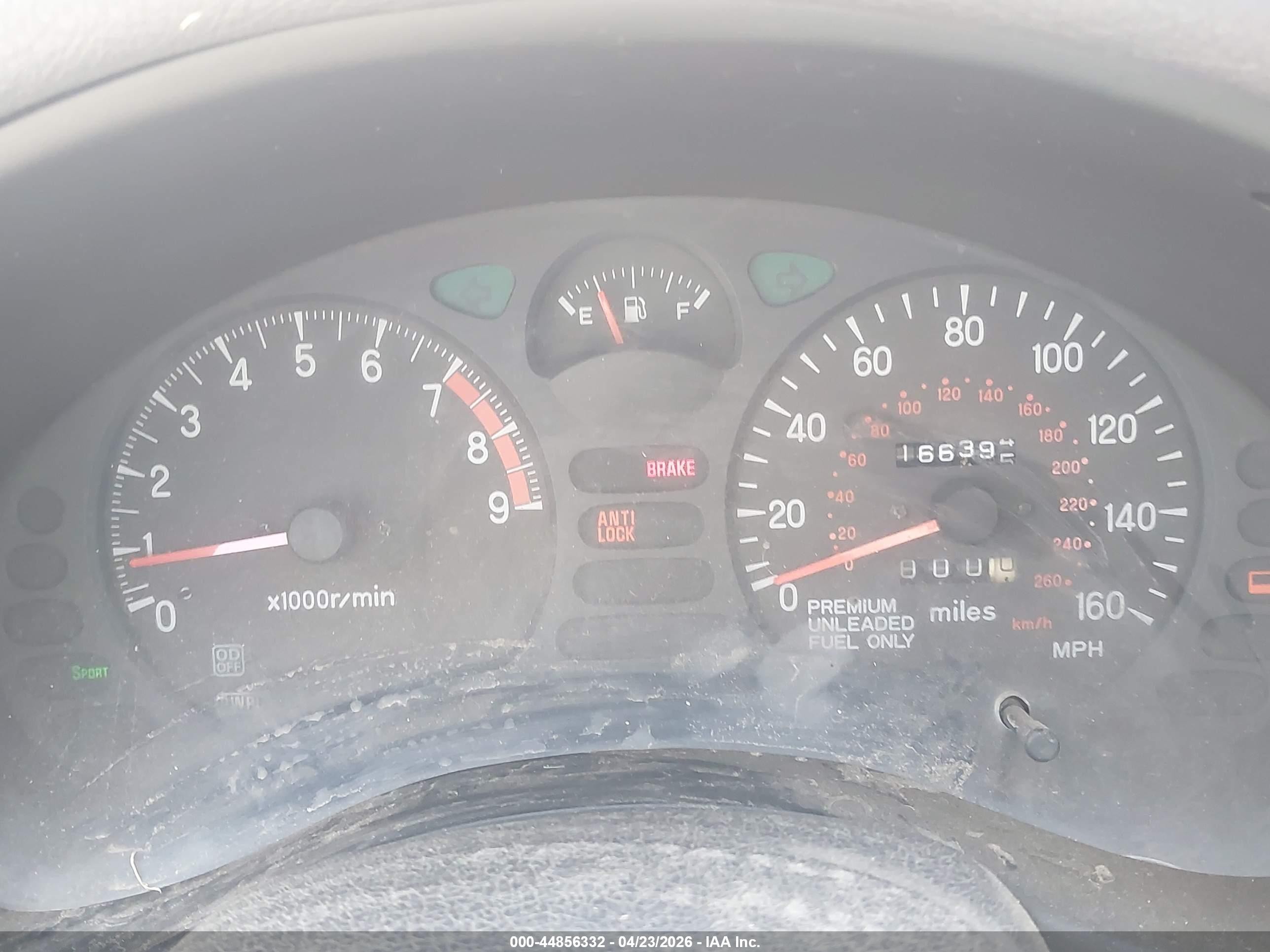 1993 Dodge Stealth R/t White vin: JB3BM64J8PY045994