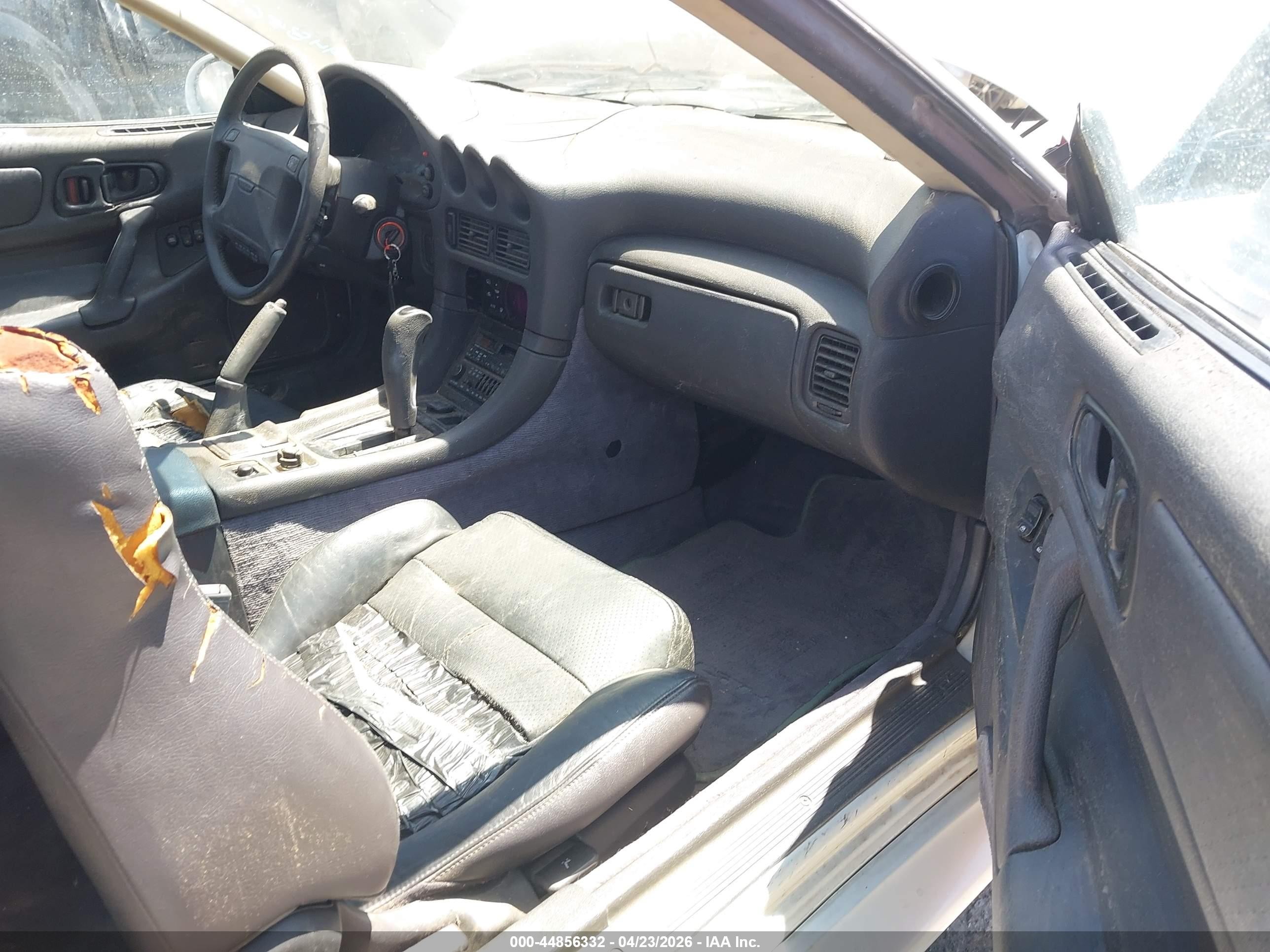 1993 Dodge Stealth R/t White vin: JB3BM64J8PY045994