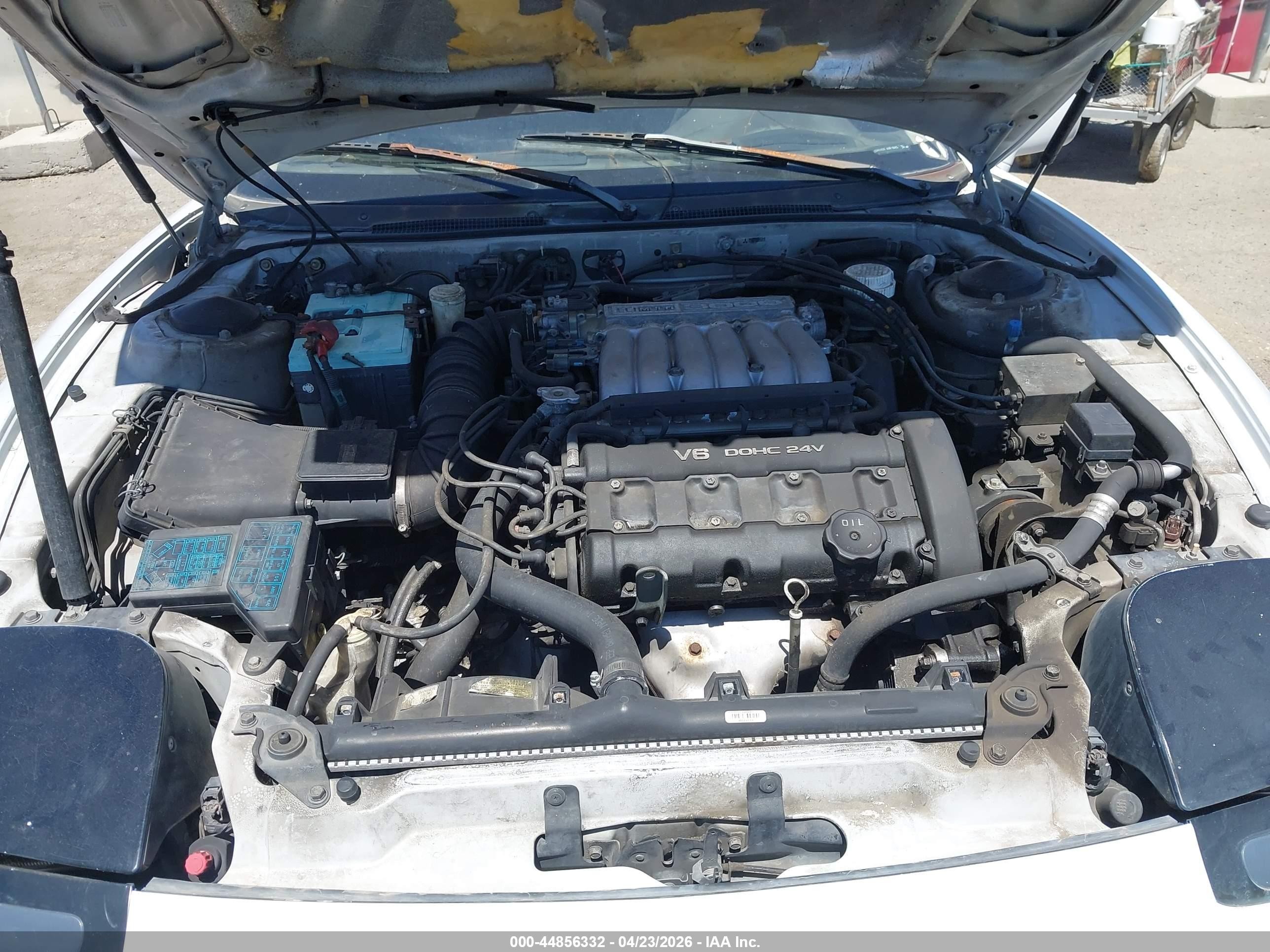 1993 Dodge Stealth R/t White vin: JB3BM64J8PY045994