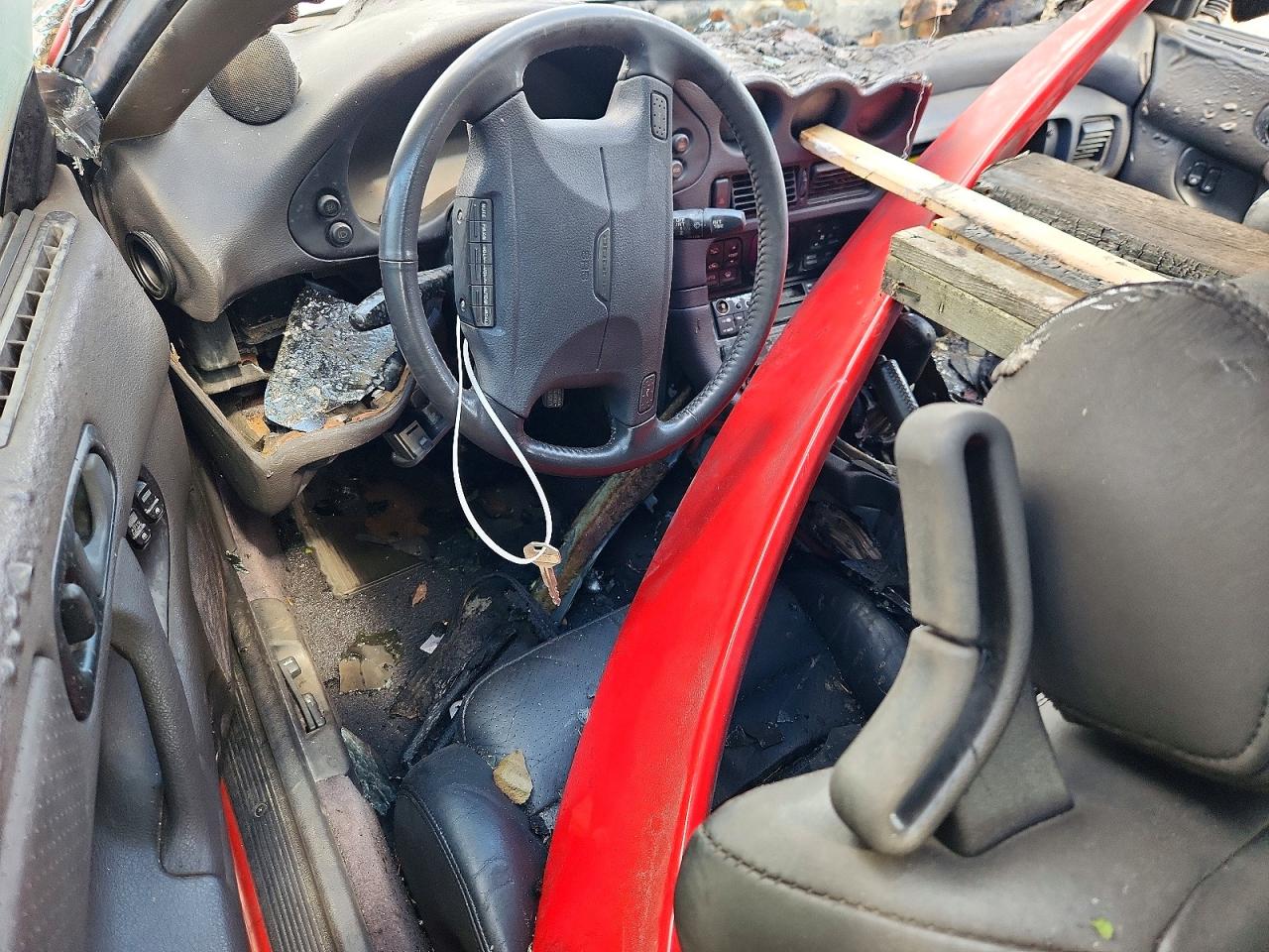 1992 Dodge Stealth R/t Red vin: JB3XD64B6NY048288