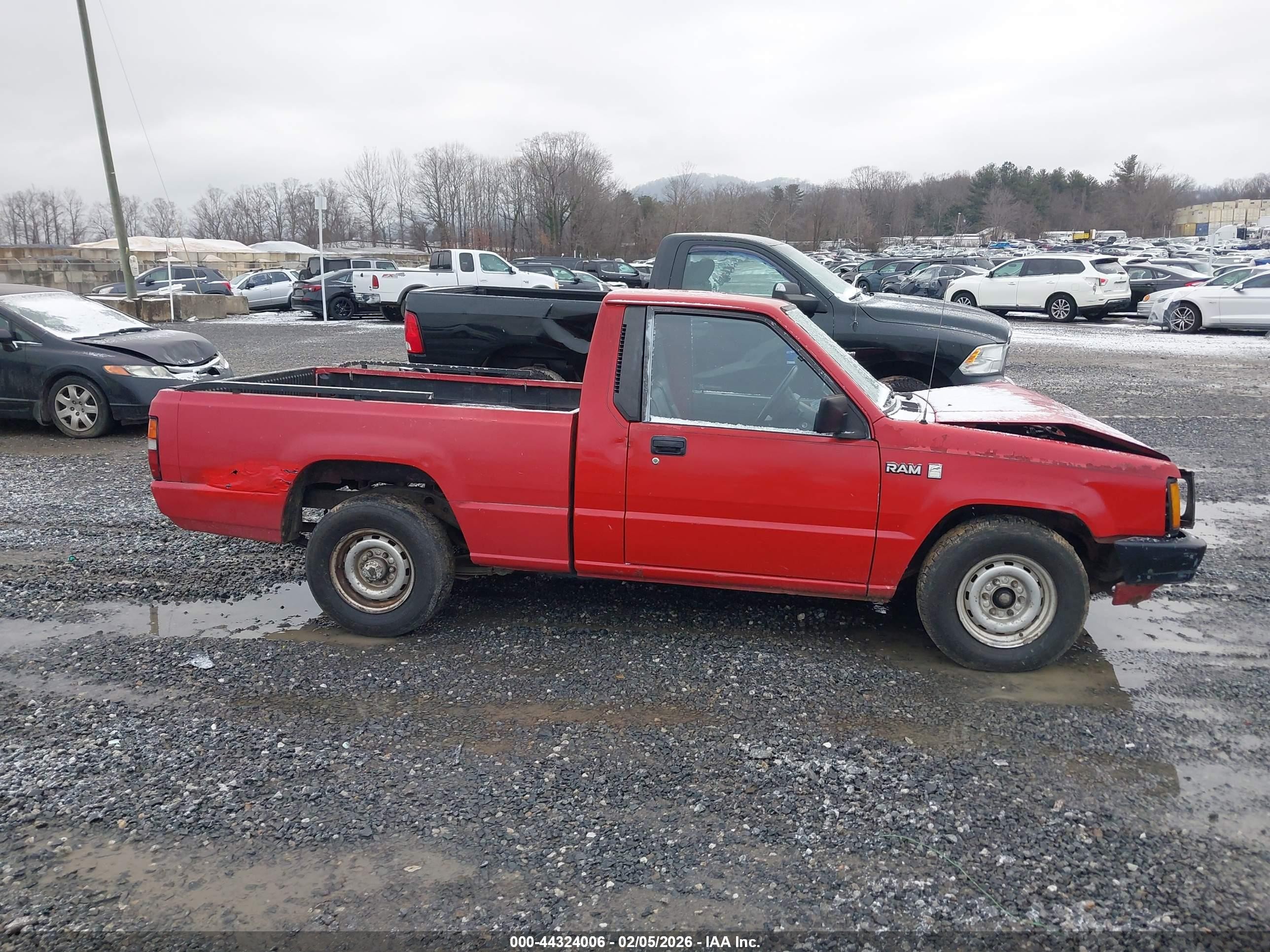 1990 Dodge Ram 50   Red vin: JB7FL24W8LP032461