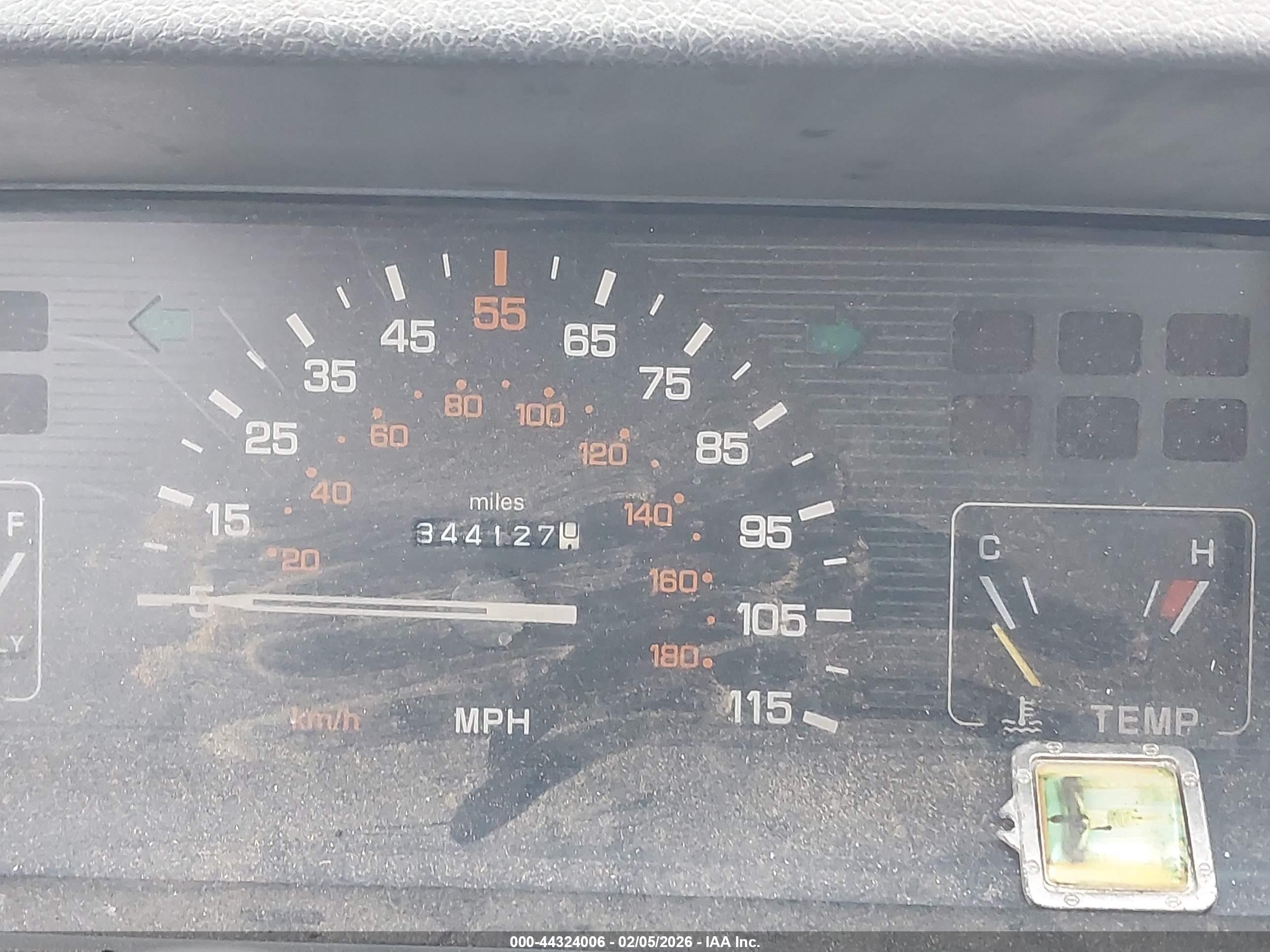 1990 Dodge Ram 50   Red vin: JB7FL24W8LP032461
