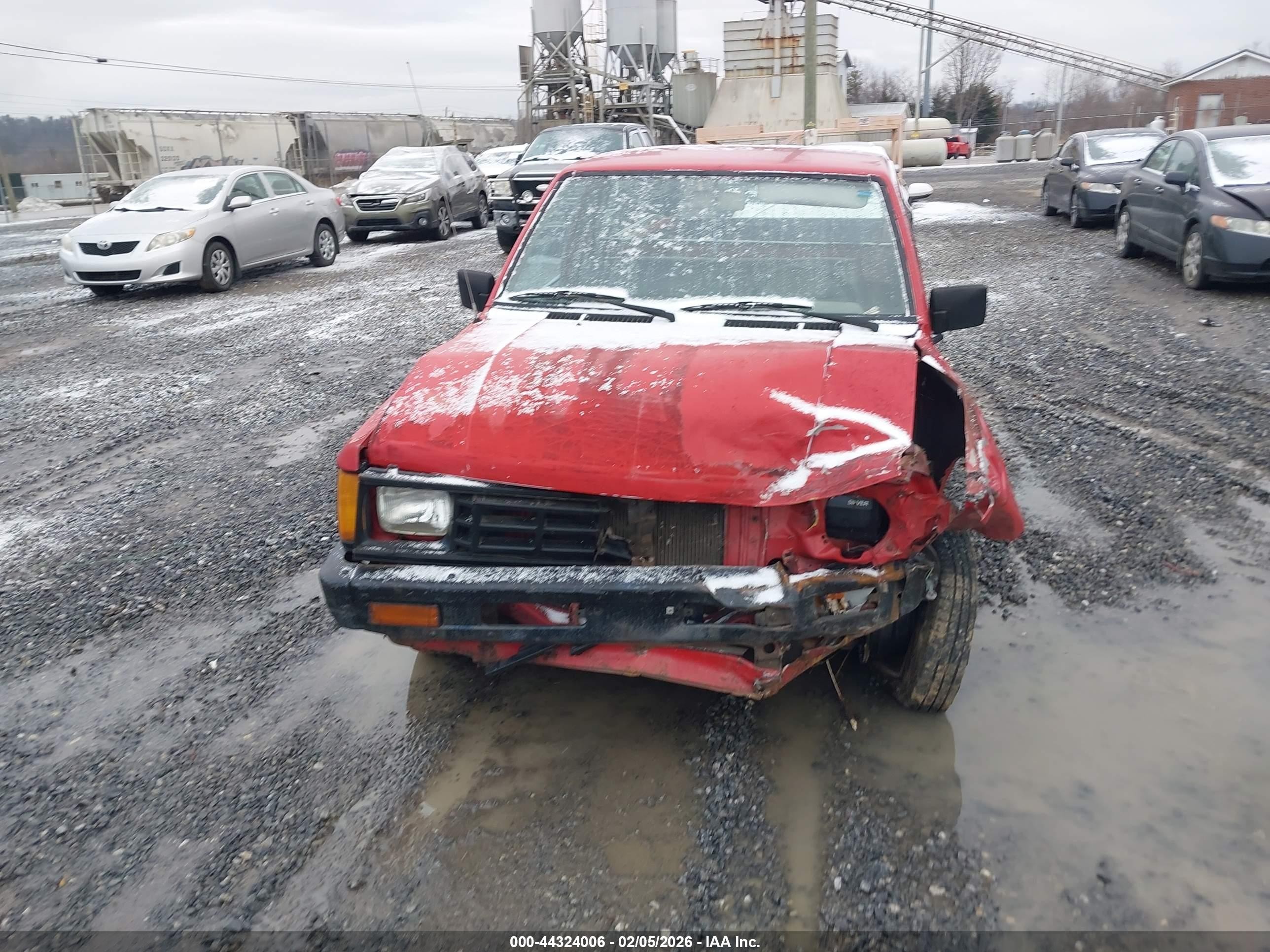 1990 Dodge Ram 50   Red vin: JB7FL24W8LP032461