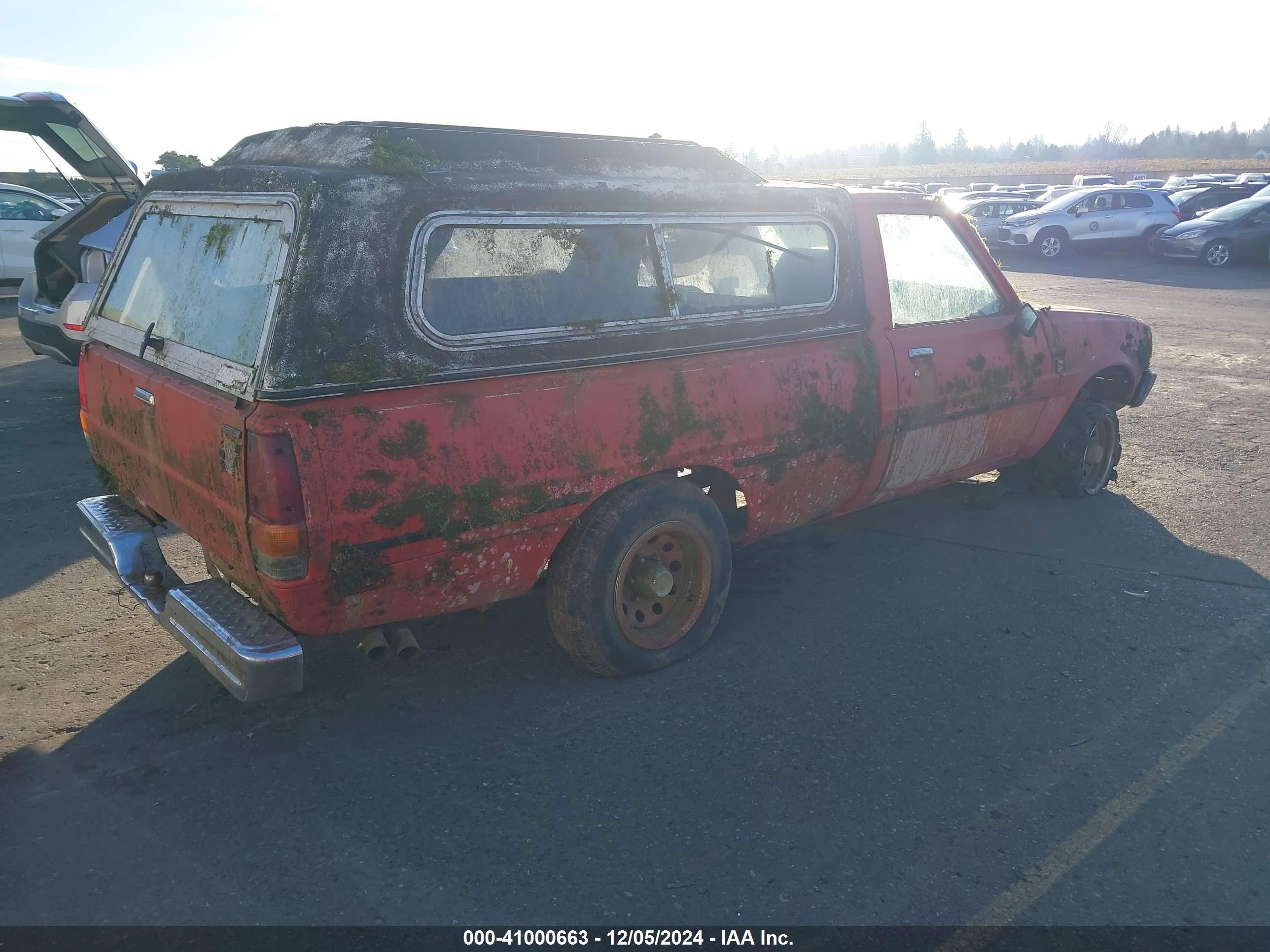 1986 Dodge D50 Custom Red vin: JB7FP24D8GP019220