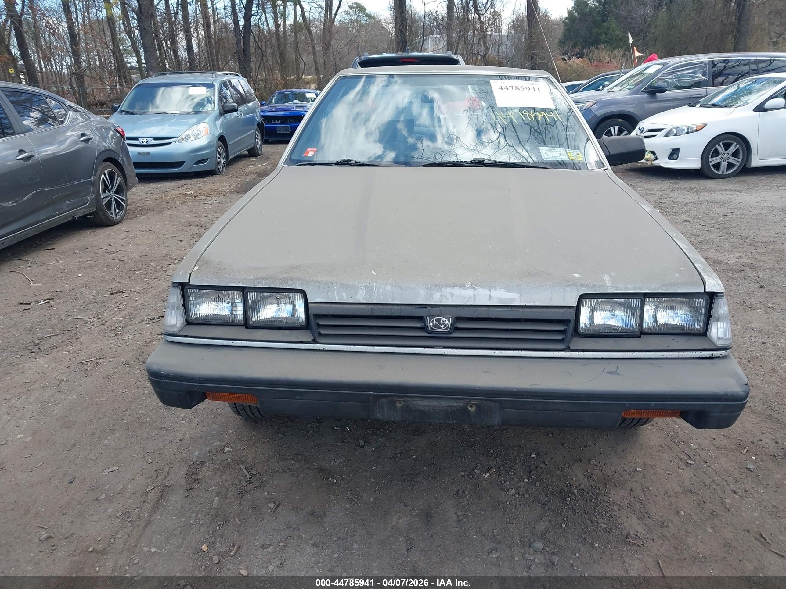 1987 Subaru Dl   Silver vin: JF1AC42B2HC235257