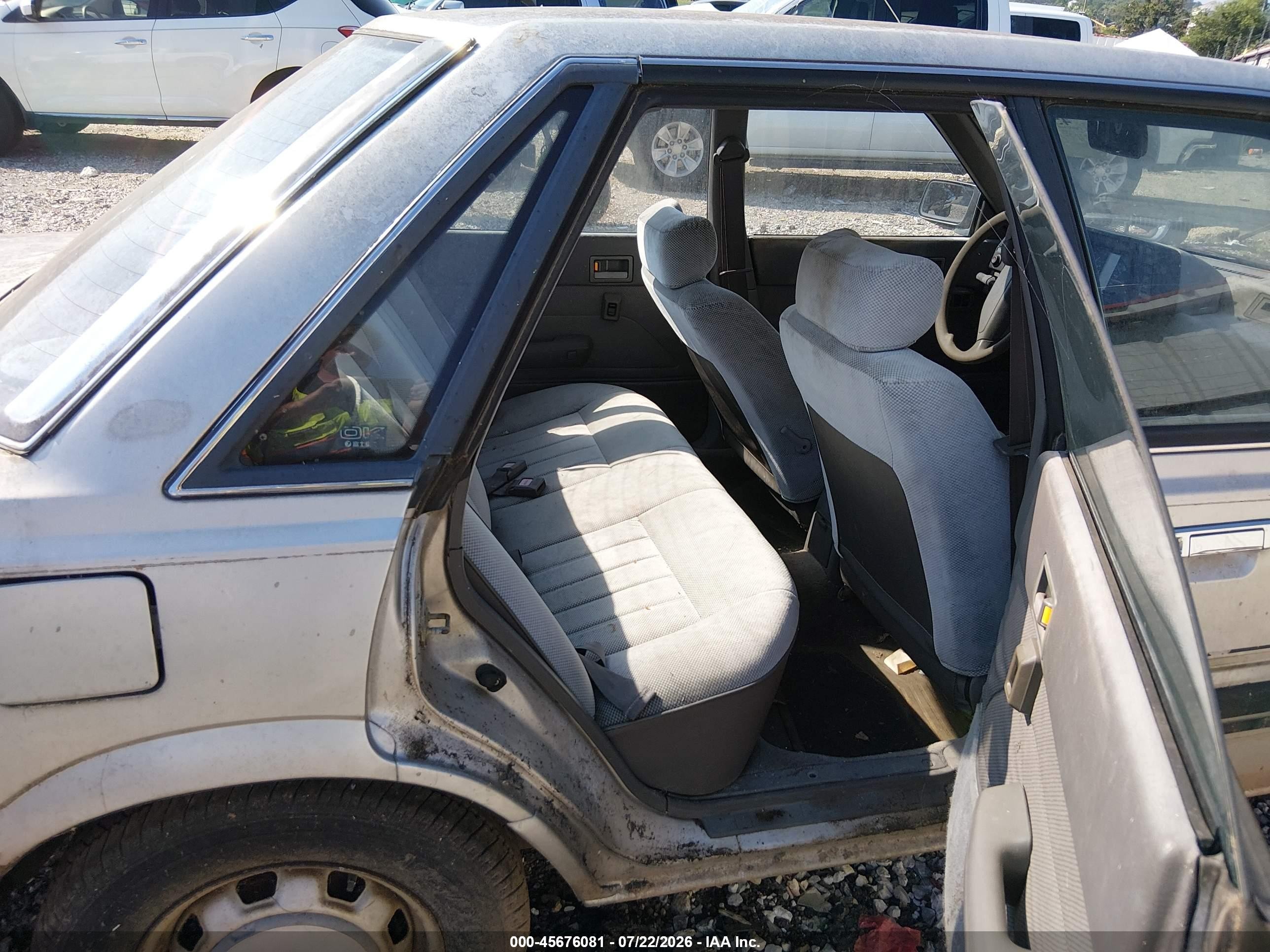 1989 Subaru Gl   Silver vin: JF1AC43B0KC221881
