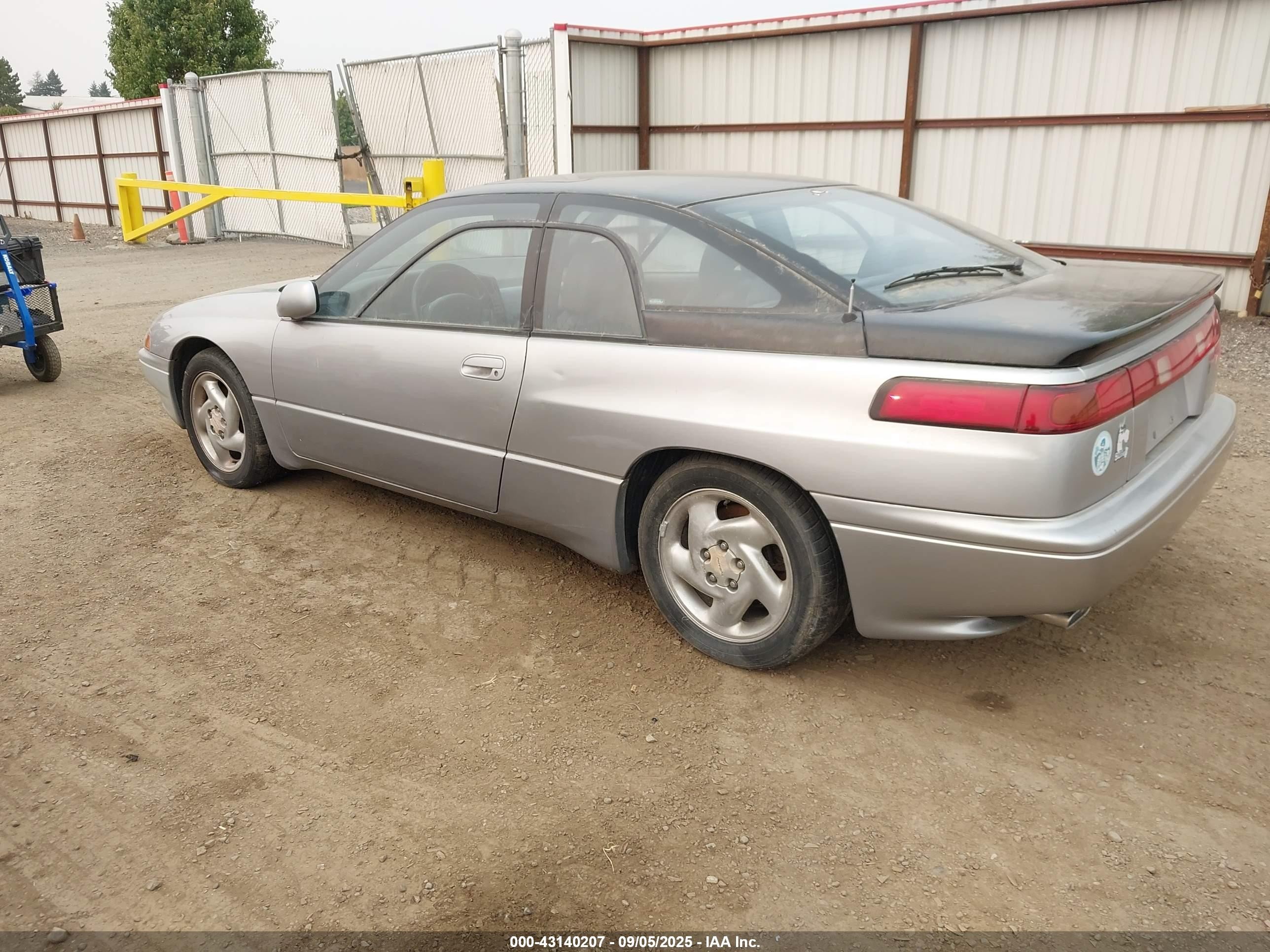 1992 Subaru Svx Lsl Silver vin: JF1CX3539NH103767