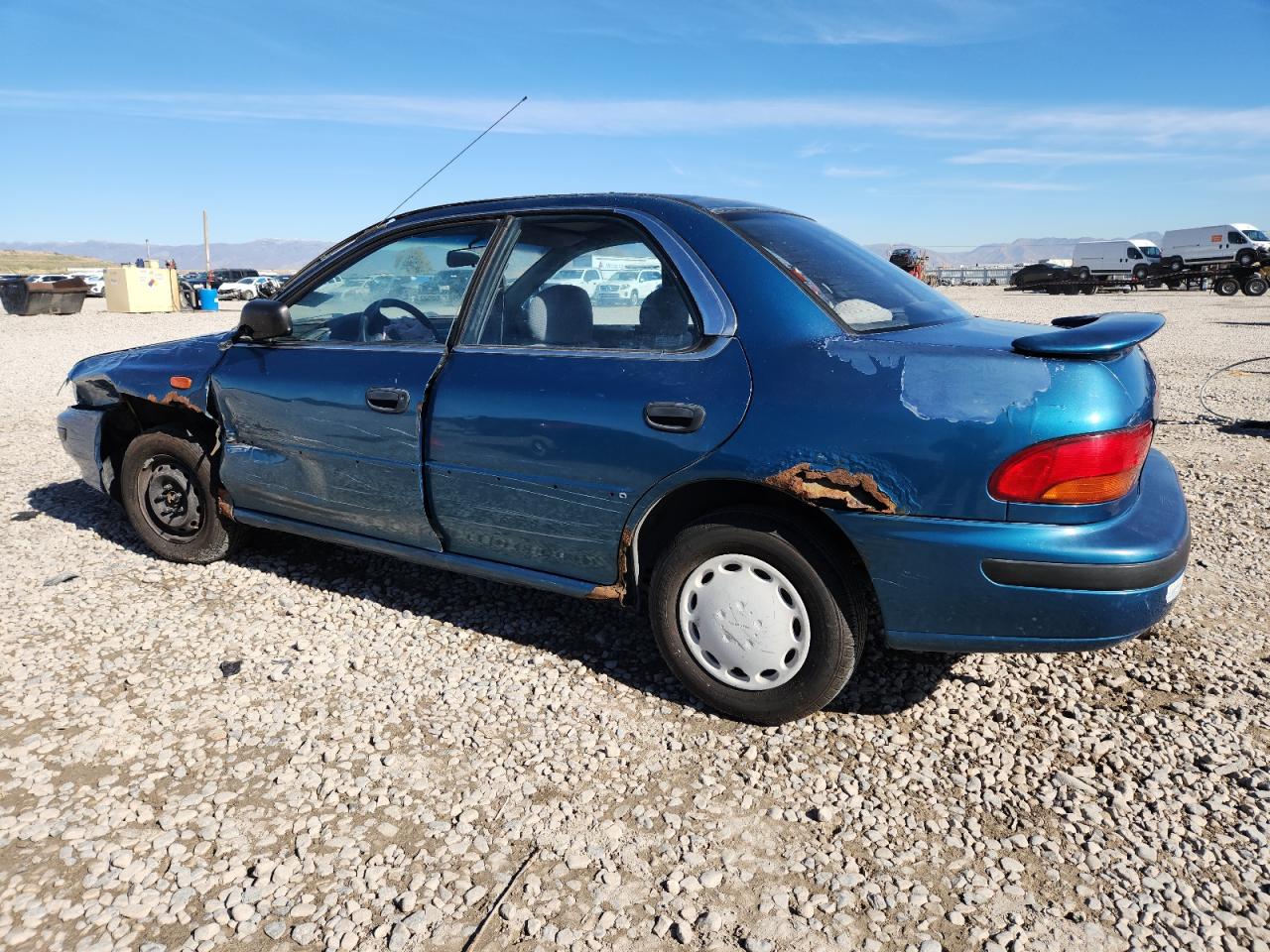 1993 Subaru Impreza L Teal vin: JF1GC2245PB500225