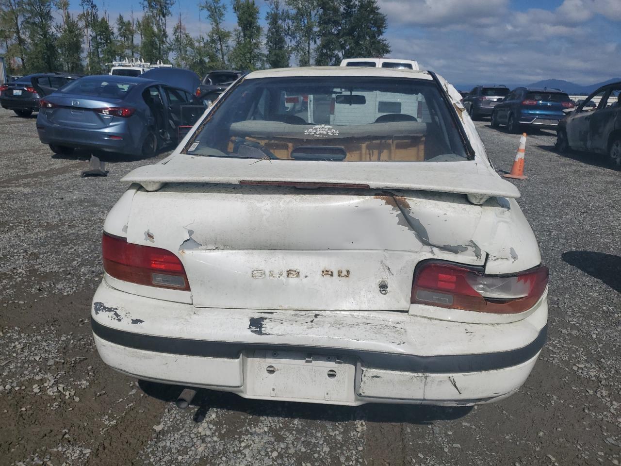 1993 Subaru Impreza L Plus White vin: JF1GC2448PH520916