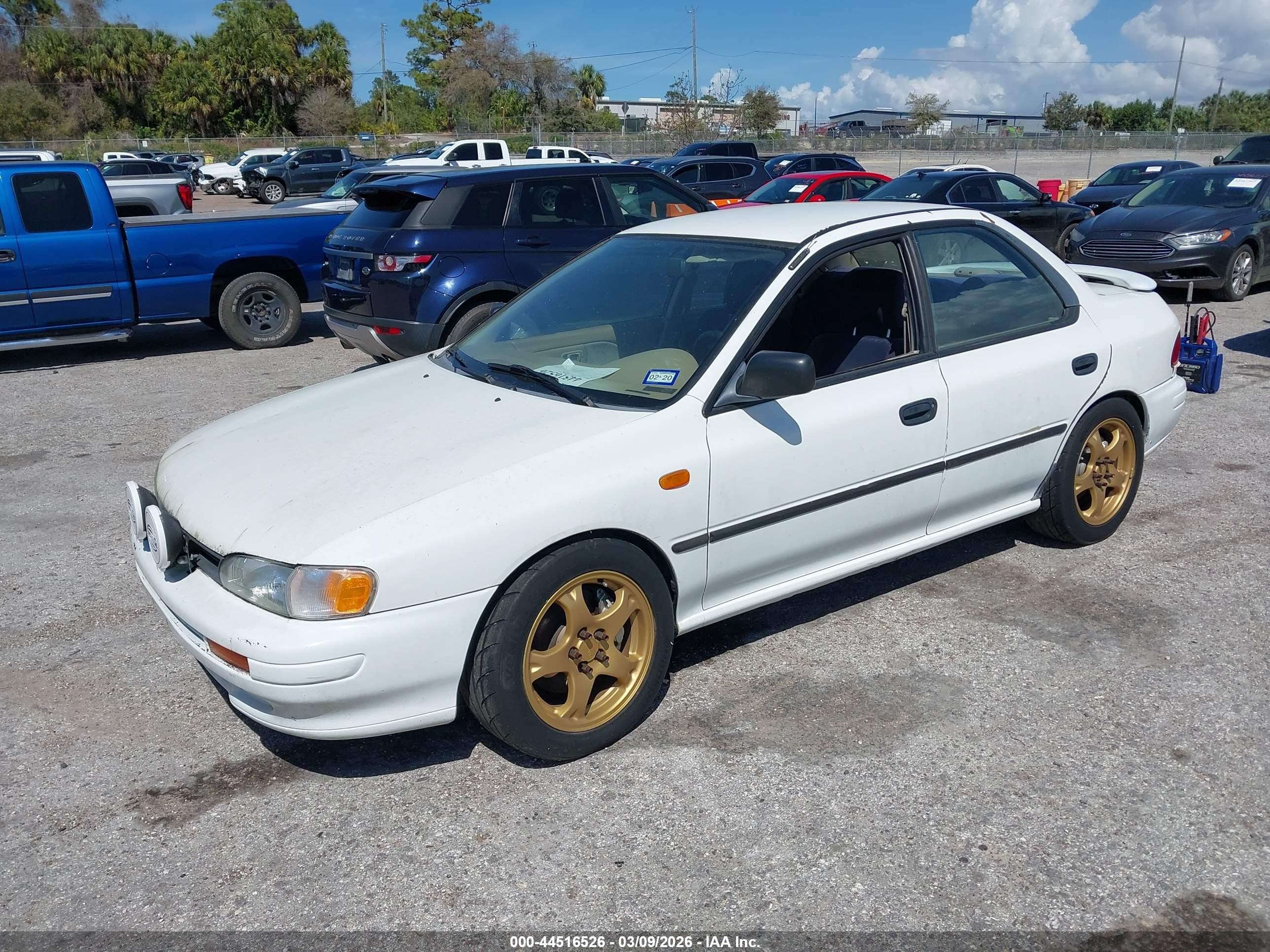 1996 Subaru Impreza L White vin: JF1GC4351TG510427