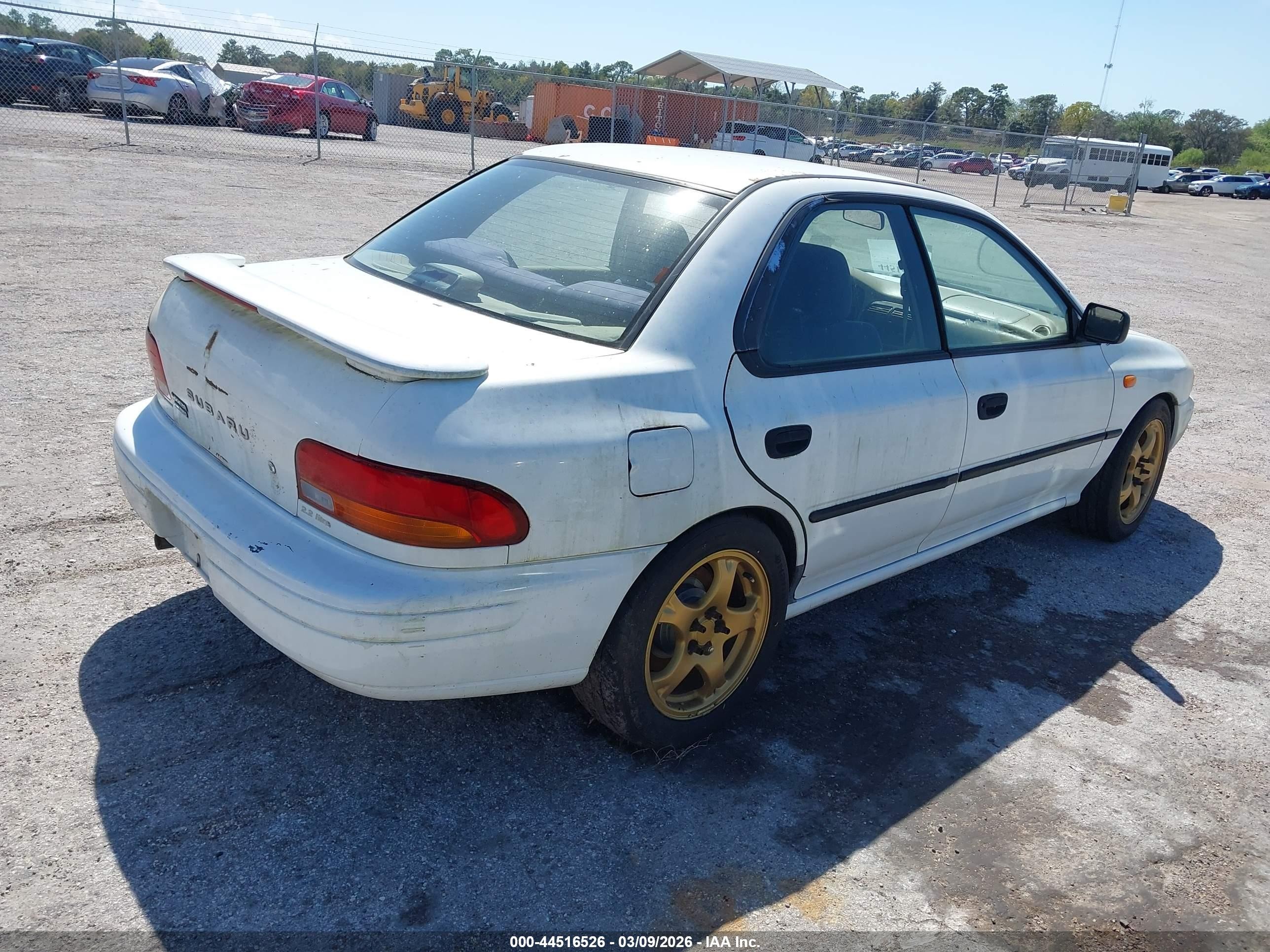 1996 Subaru Impreza L White vin: JF1GC4351TG510427